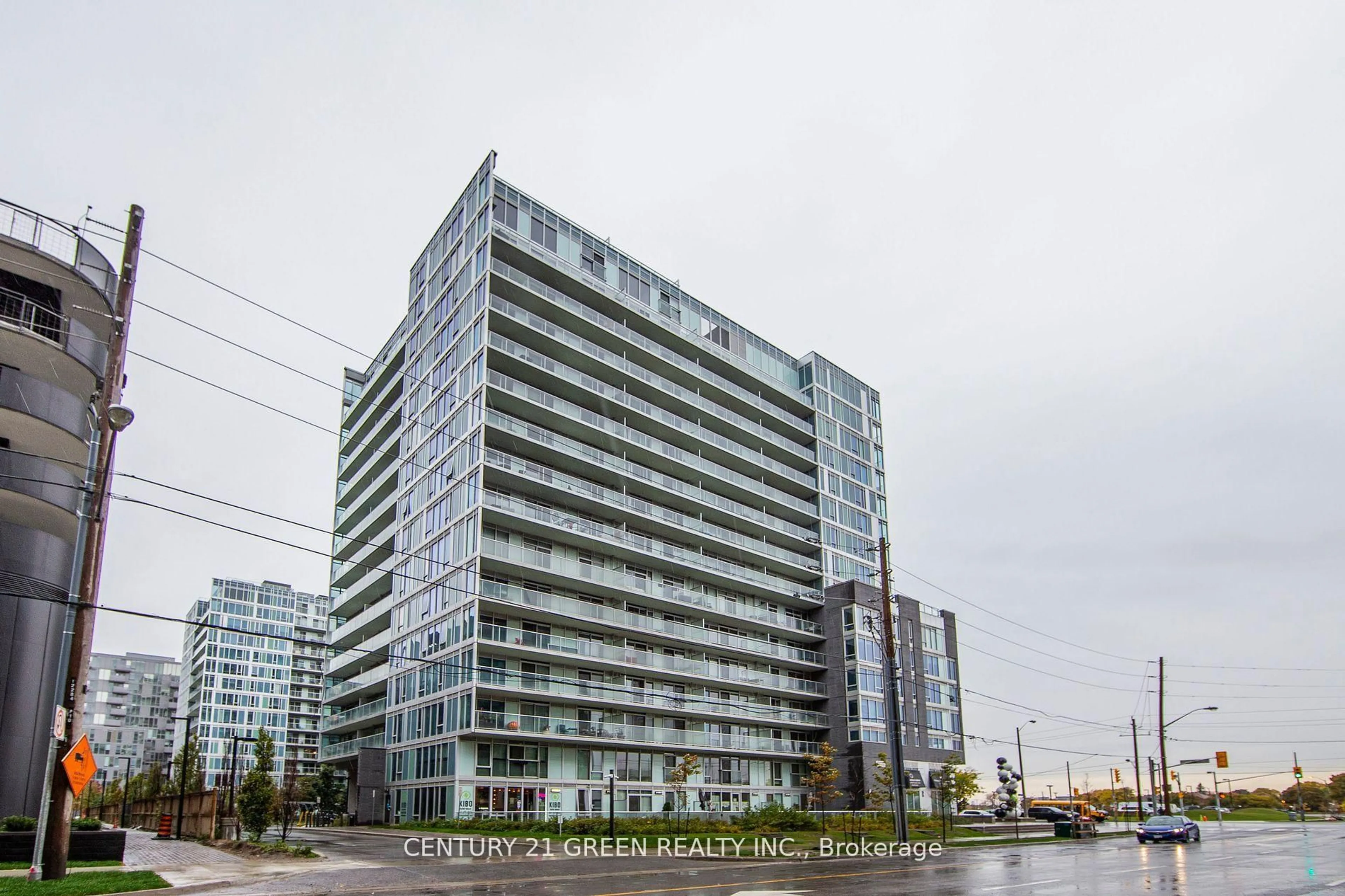 Patio, building for 555 Wilson Ave #E501, Toronto Ontario M3H 0C4