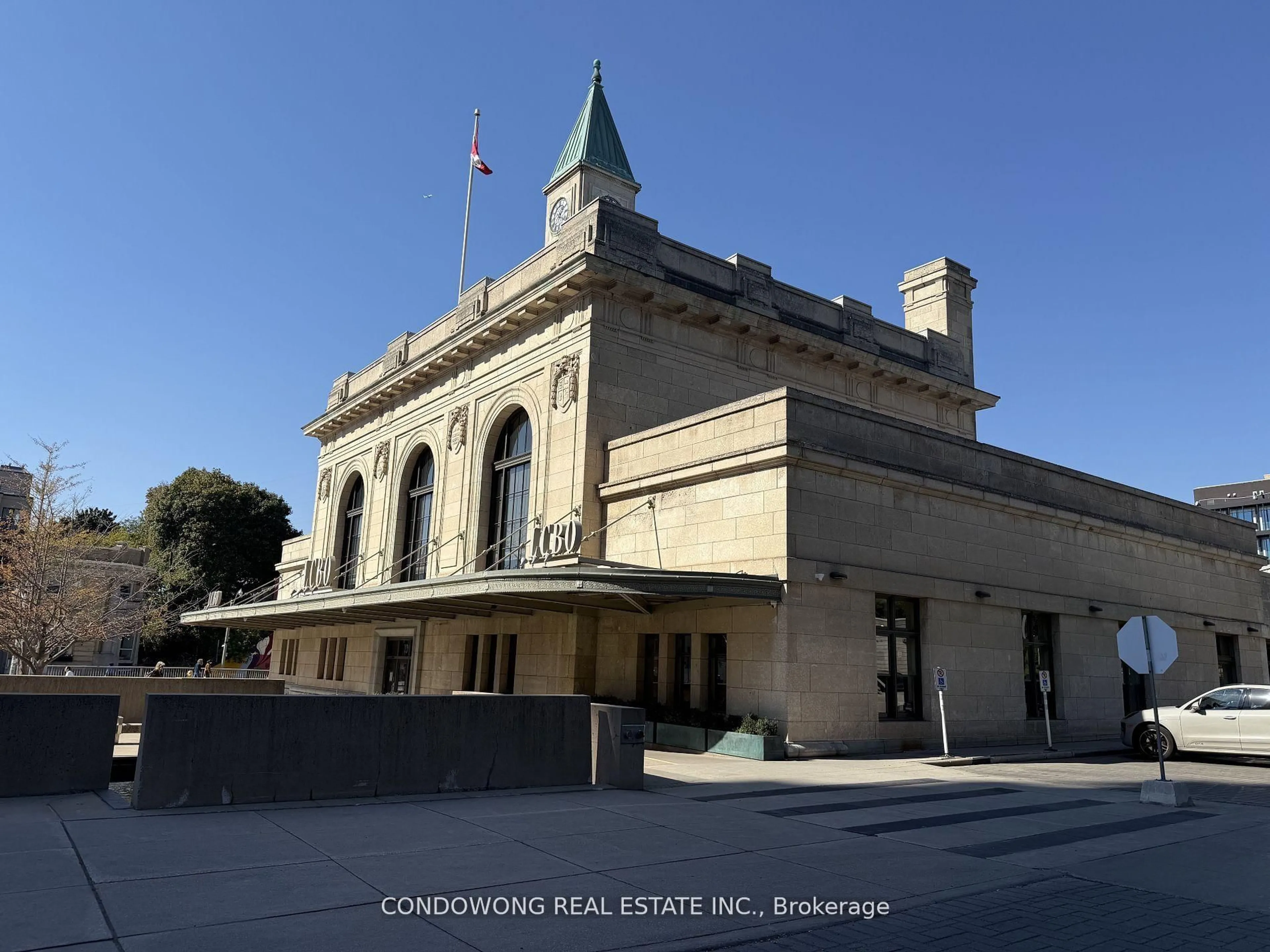 Unknown for 25 Scrivener Sq #906, Toronto Ontario M4W 3Y6