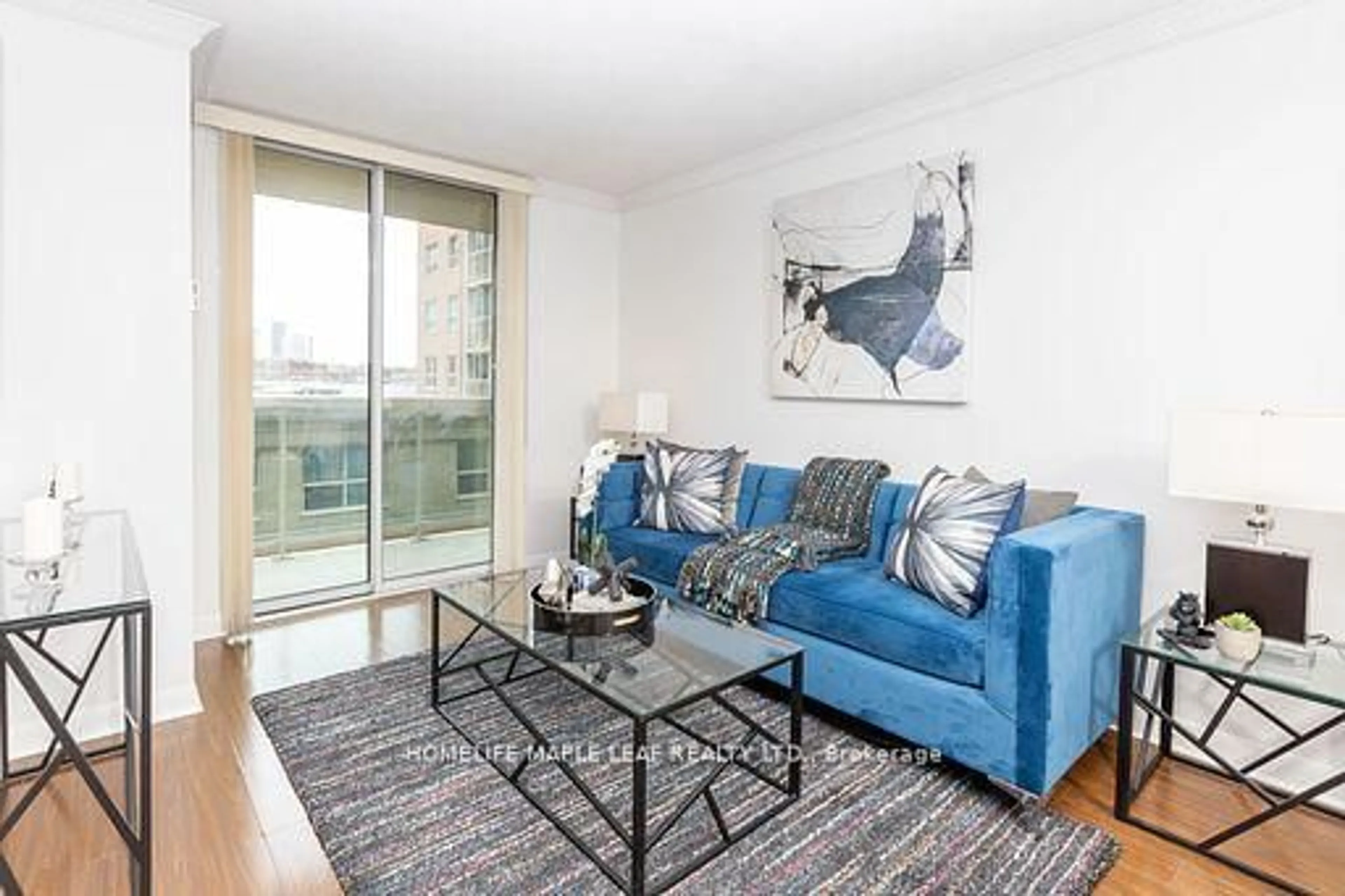 Living room with furniture, wood/laminate floor for 323 Richmond St #407, Toronto Ontario M5A 4R3