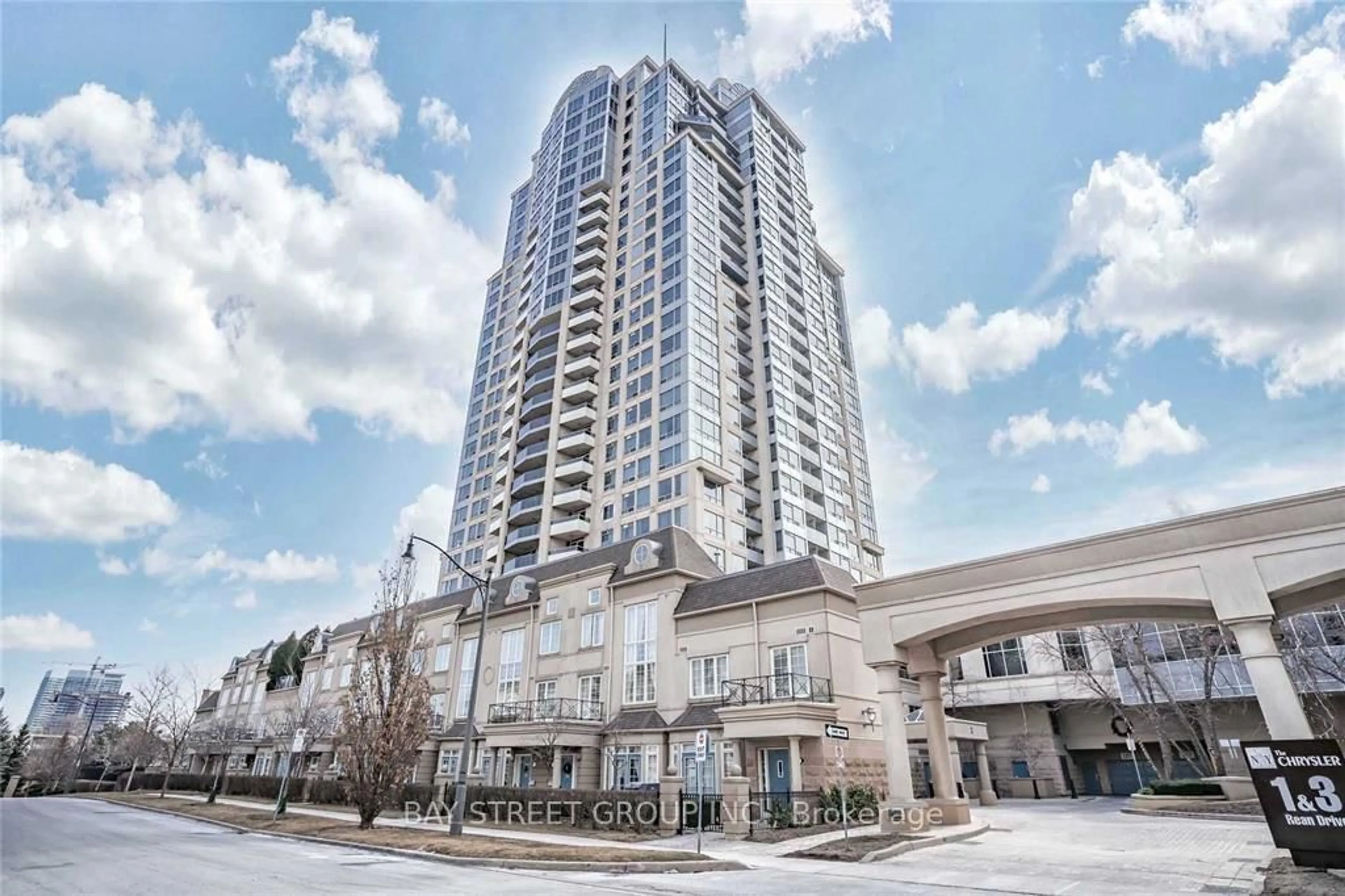 Patio, building for 3 Rean Dr #1213, Toronto Ontario M2K 1H1