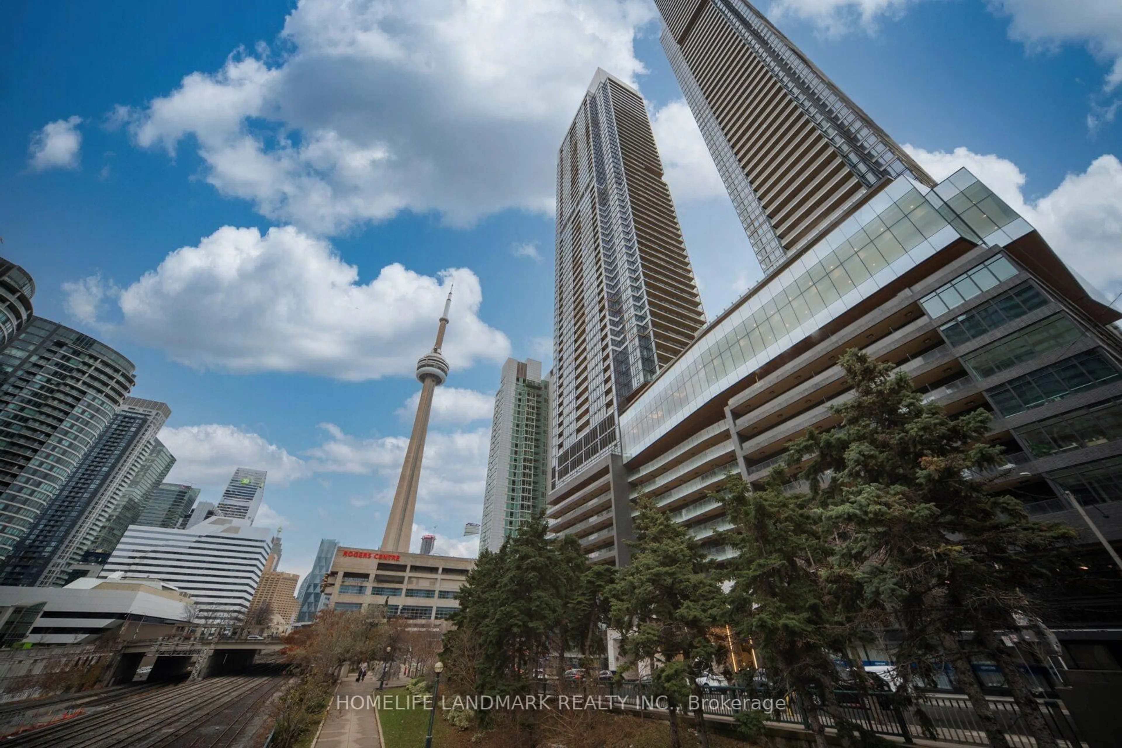 Unknown for 1 Concord Cityplace Way #2315, Toronto Ontario M5V 0X3
