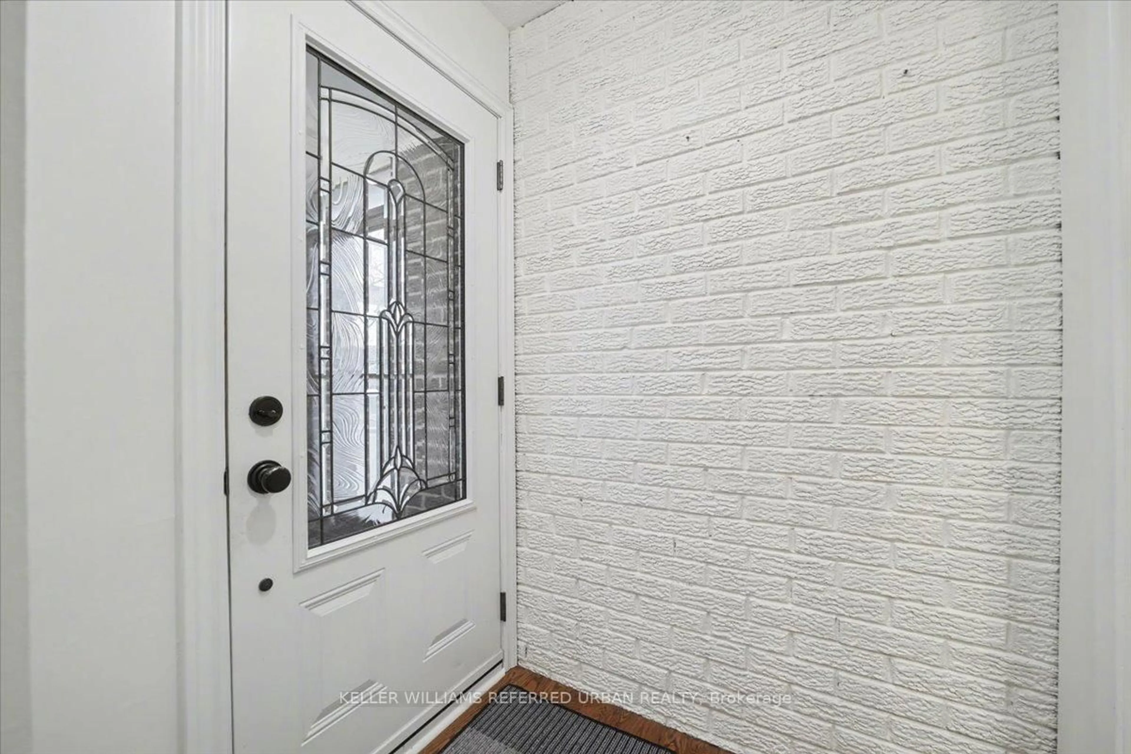 Indoor entryway for 5 Lofty Hill Way #57, Toronto Ontario M2H 2Z9