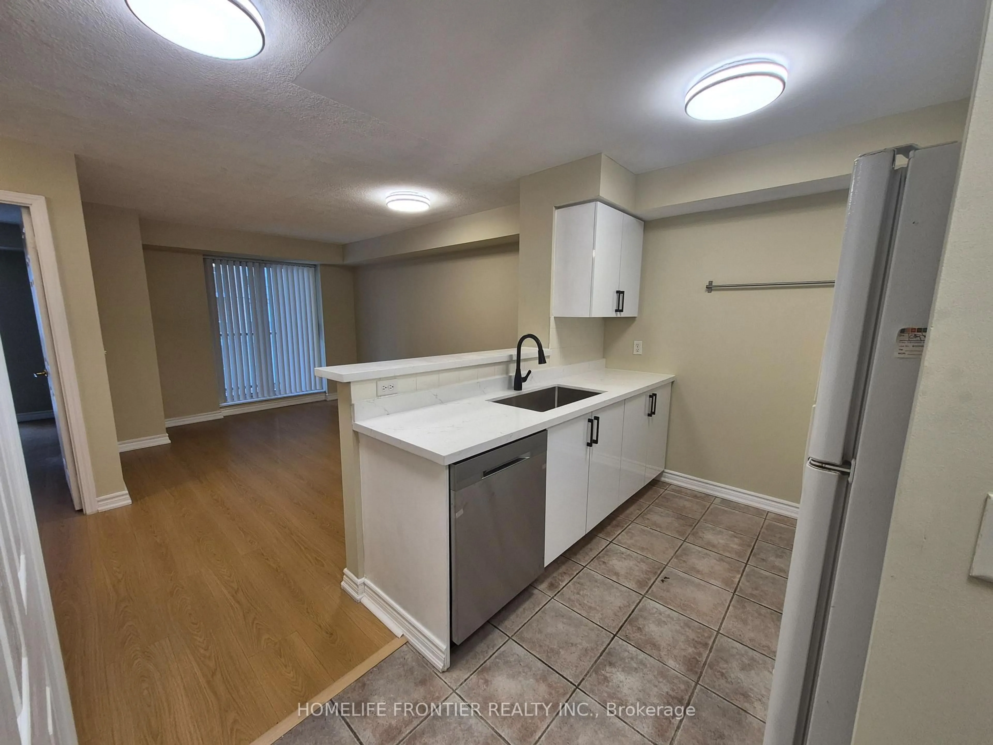 Standard kitchen, unknown for 22 Olive Ave #1207, Toronto Ontario M2N 7G6