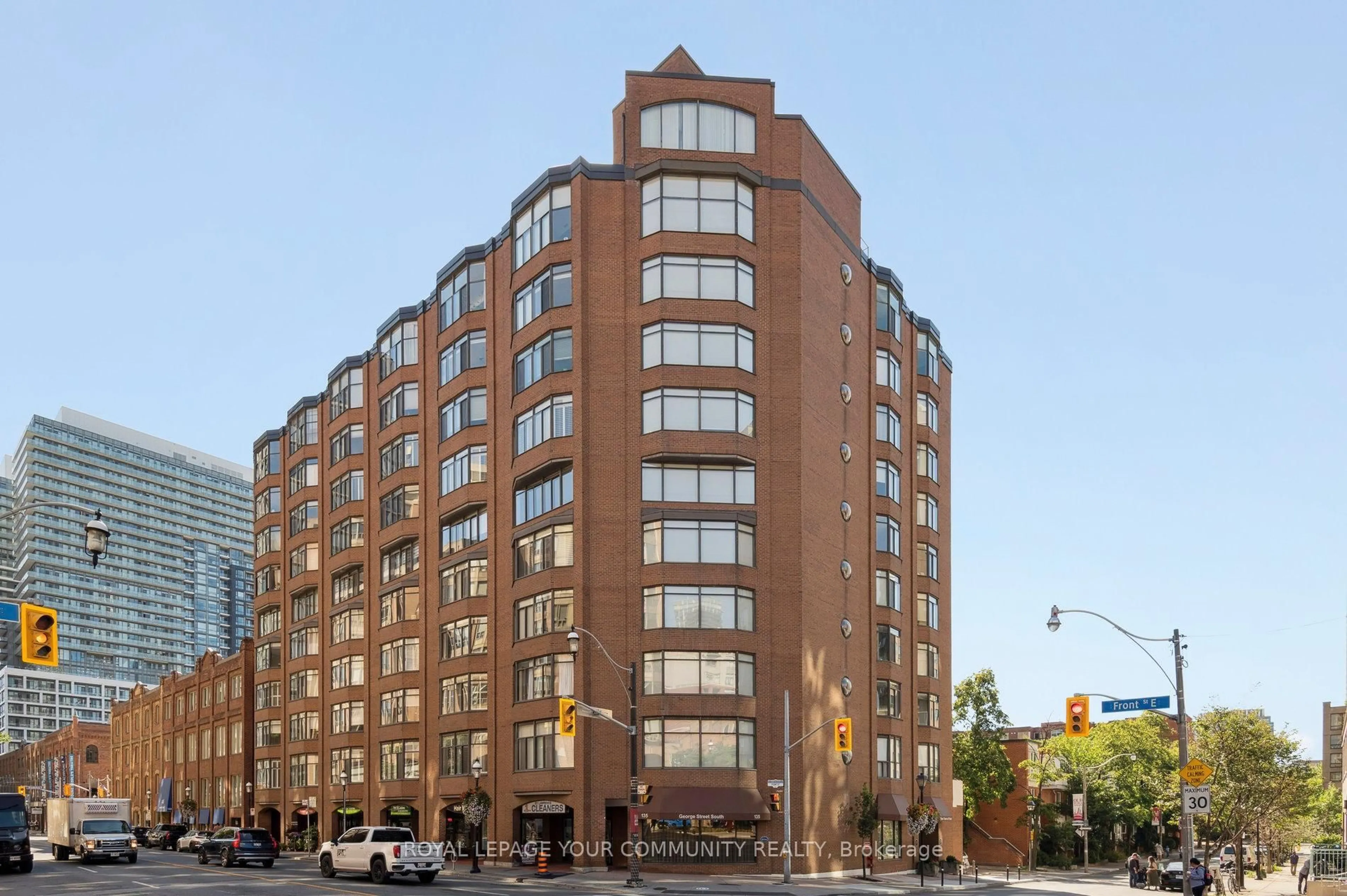 Unknown for 135 George St #603, Toronto Ontario M5A 4E8