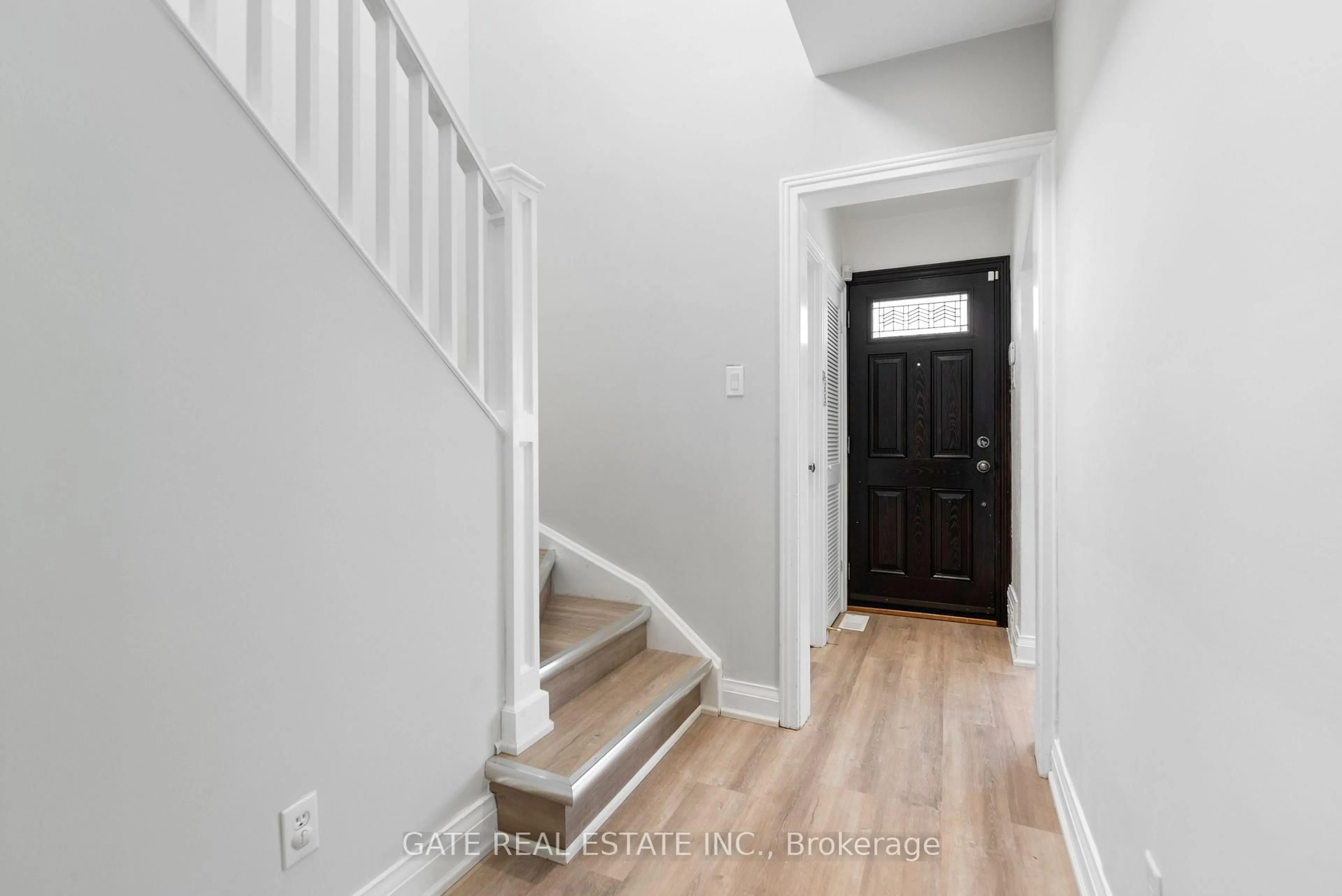 Indoor entryway for 349 Laird Dr, Toronto Ontario M4G 3Y1