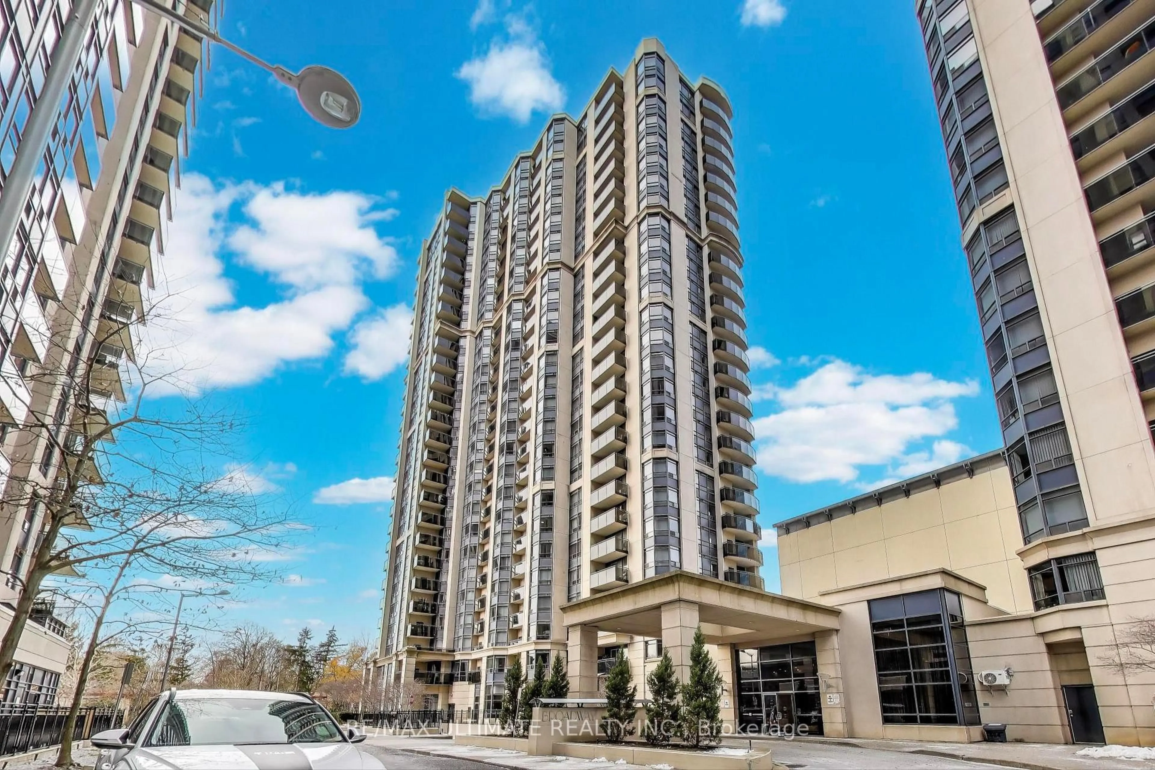 Patio, building for 153 Beecroft Rd #2805, Toronto Ontario M2N 7C5