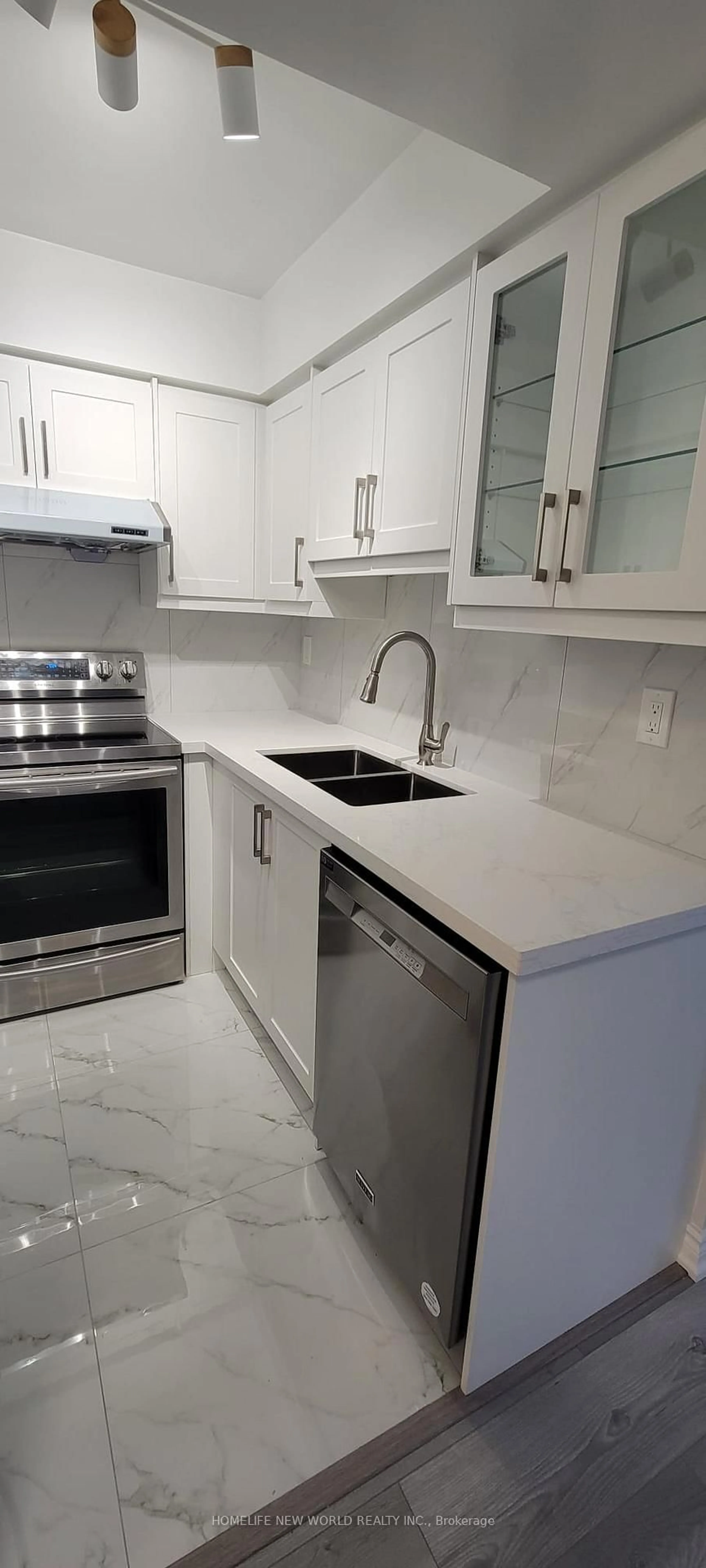 Standard kitchen, ceramic/tile floor for 3 Rean Dr #1605, Toronto Ontario M2K 3C2