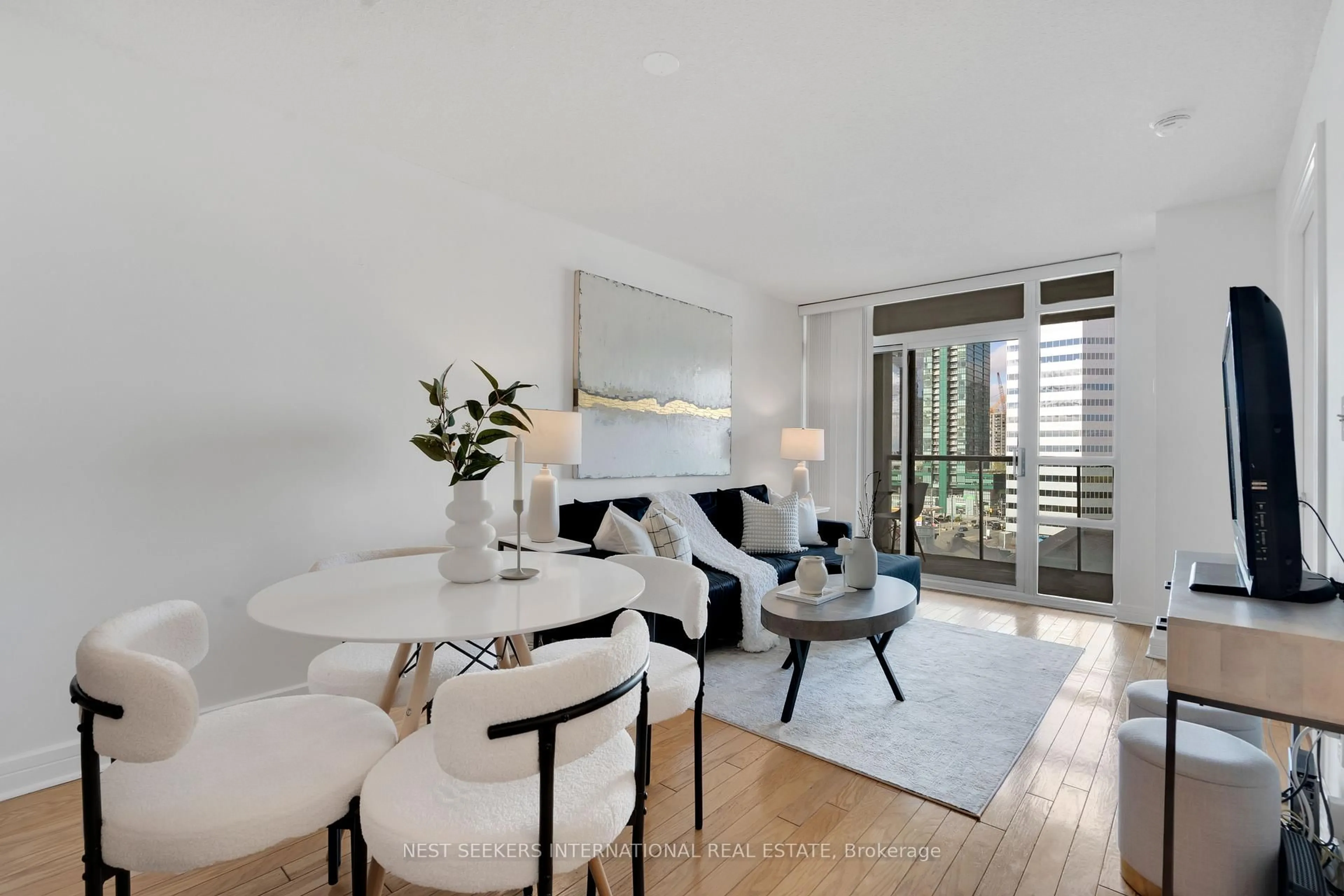 Unknown for 16 Harrison Garden Blvd #1011, Toronto Ontario M2N 7J6