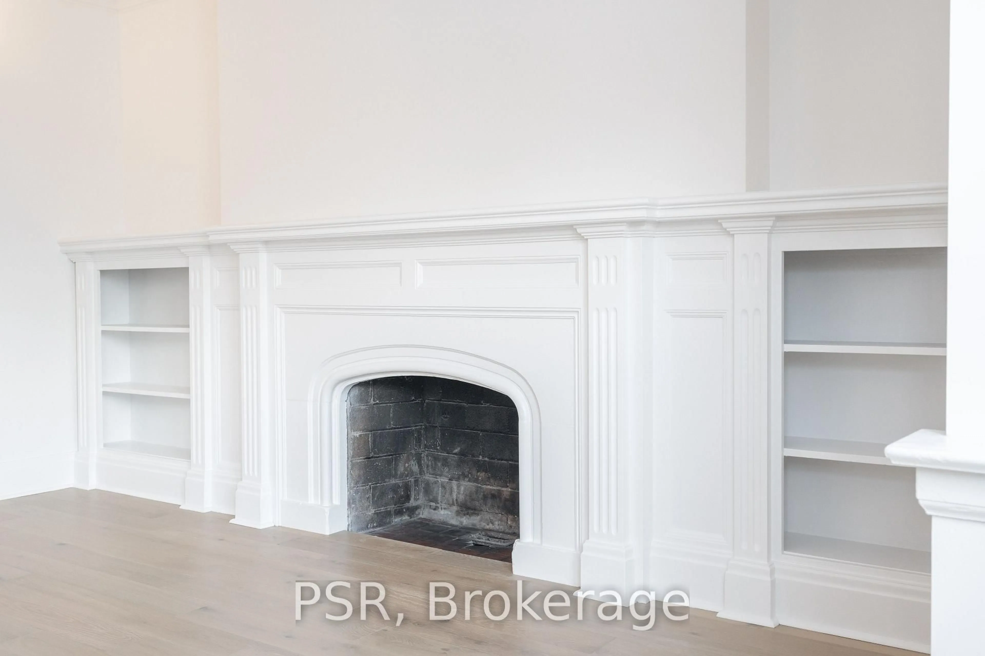 A pic of a room for 25 Coulson Ave, Toronto Ontario M4V 1Y3