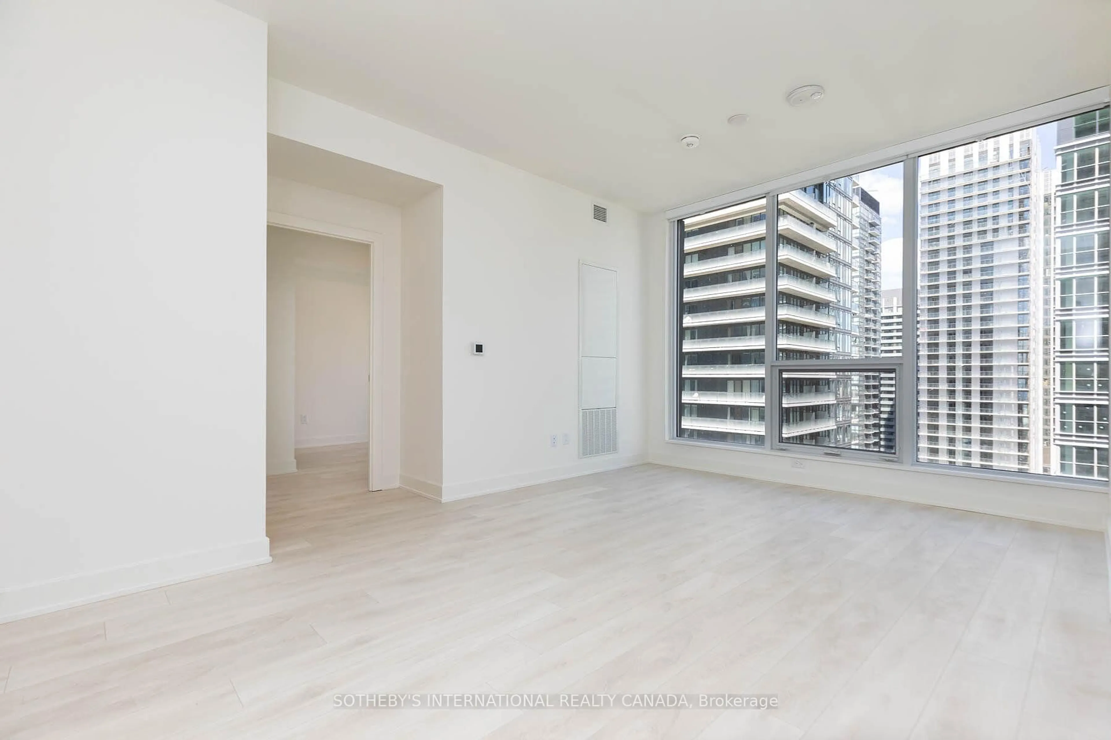 A pic of a room for 35 Mercer St #2913, Toronto Ontario M5V 1H2