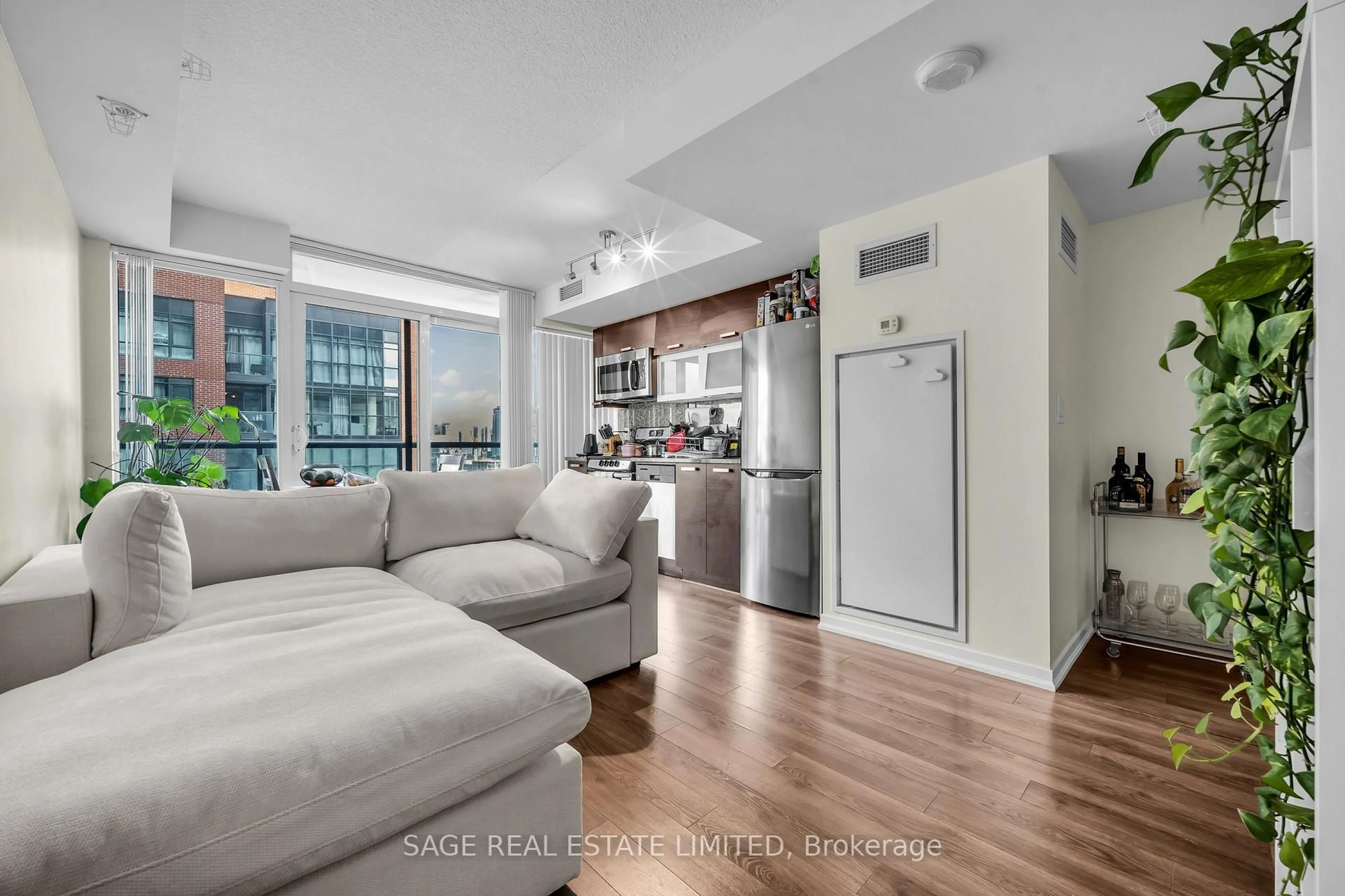 Open concept kitchen, unknown for 36 Lisgar St #1210E, Toronto Ontario M6J 0C7