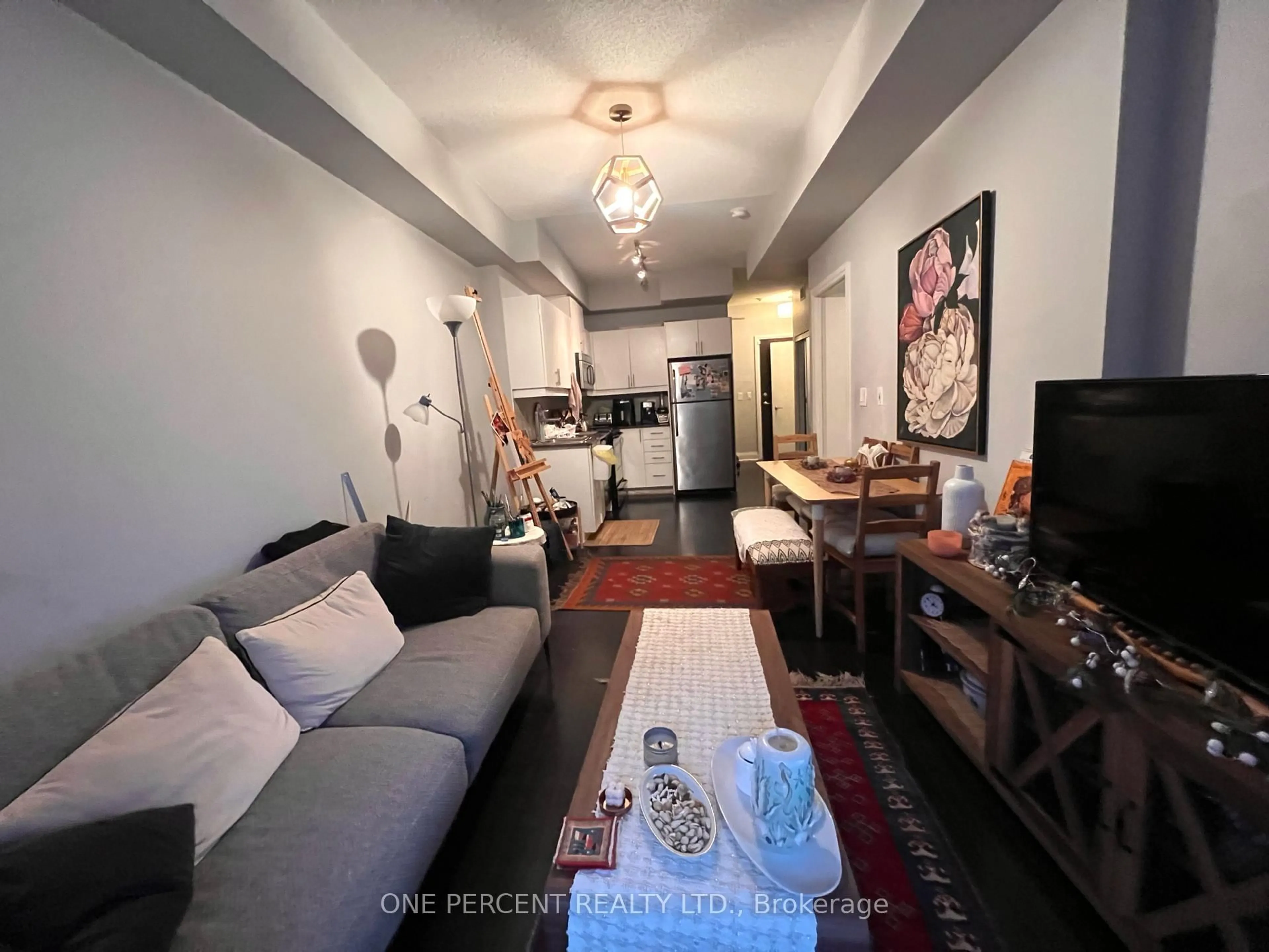 Living room with furniture, unknown for 17 Kenaston Gdns #311, Toronto Ontario M2K 0B9