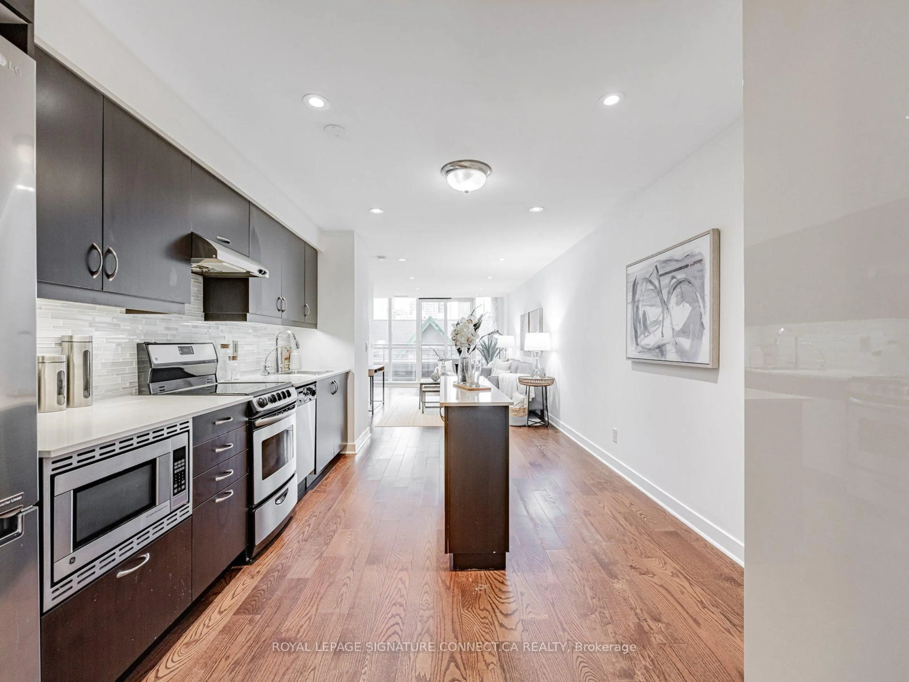 Open concept kitchen, unknown for 320 Richmond St #407, Toronto Ontario M5A 1P9