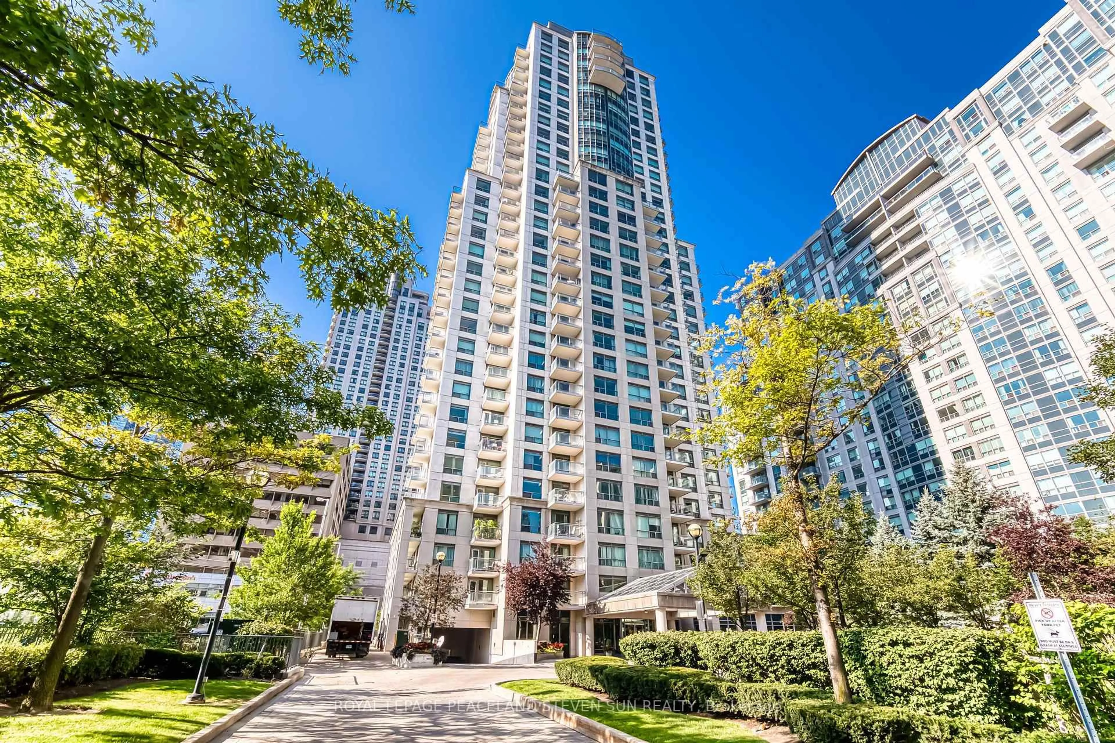 Unknown for 21 Hillcrest Ave #702, Toronto Ontario M2N 7K2