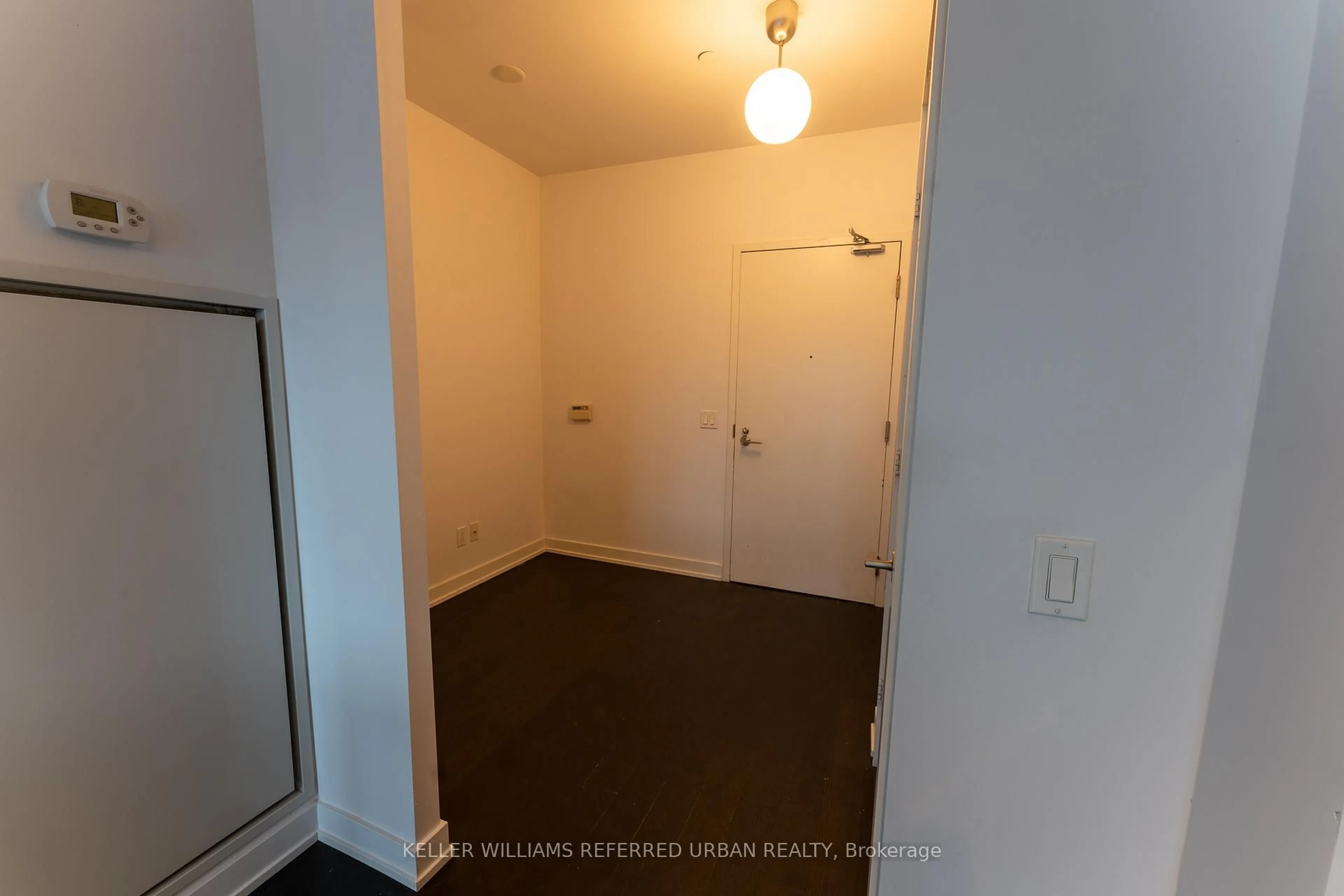 A pic of a room for 1030 King St #Ph17, Toronto Ontario M6K 3N3