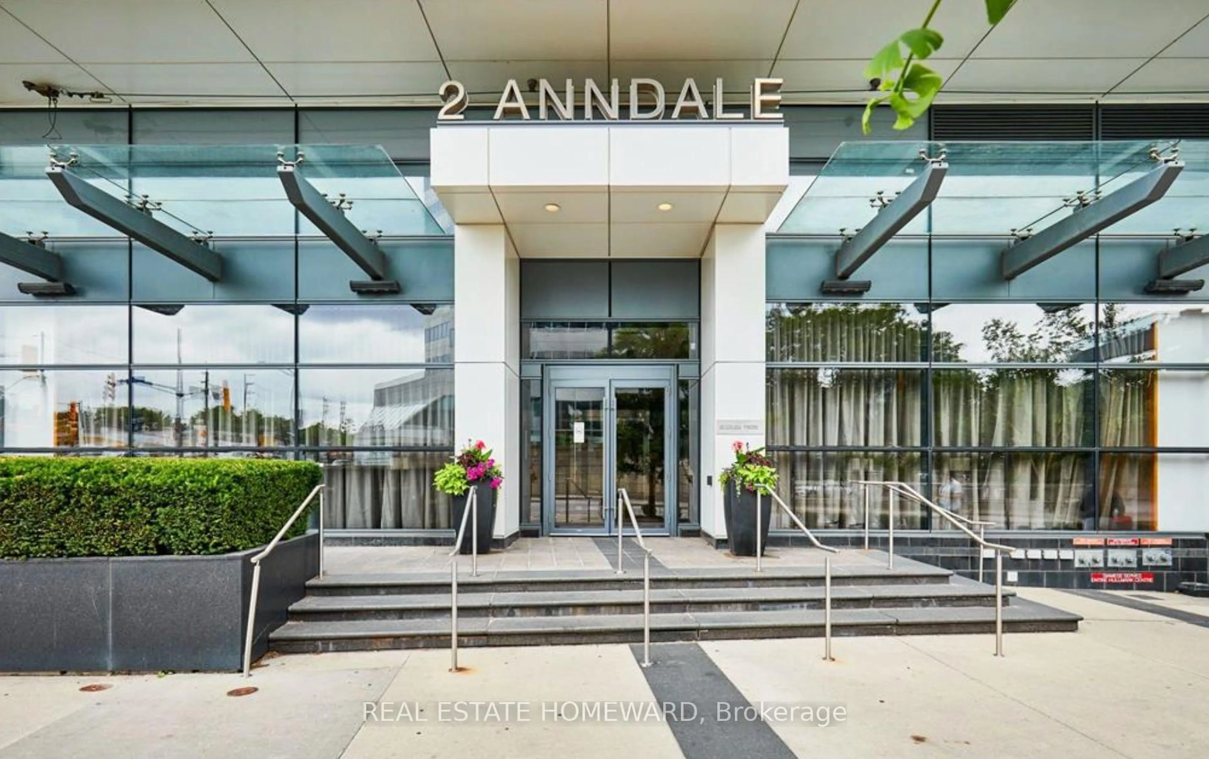 Indoor foyer for 2 Anndale Dr #2509, Toronto Ontario M2N 0G5