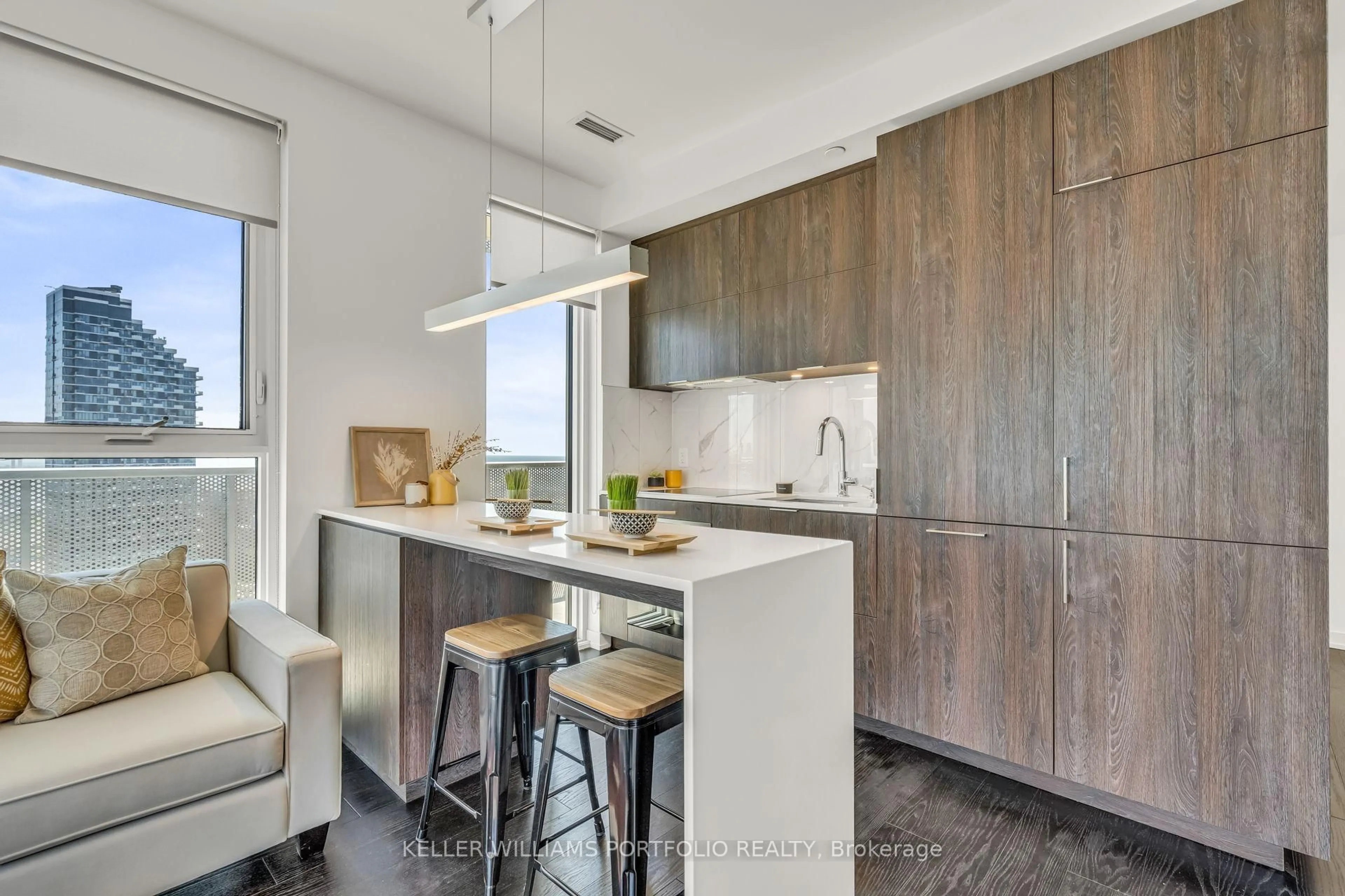 Open concept kitchen, unknown for 20 Richardson St #2810, Toronto Ontario M5A 0S6