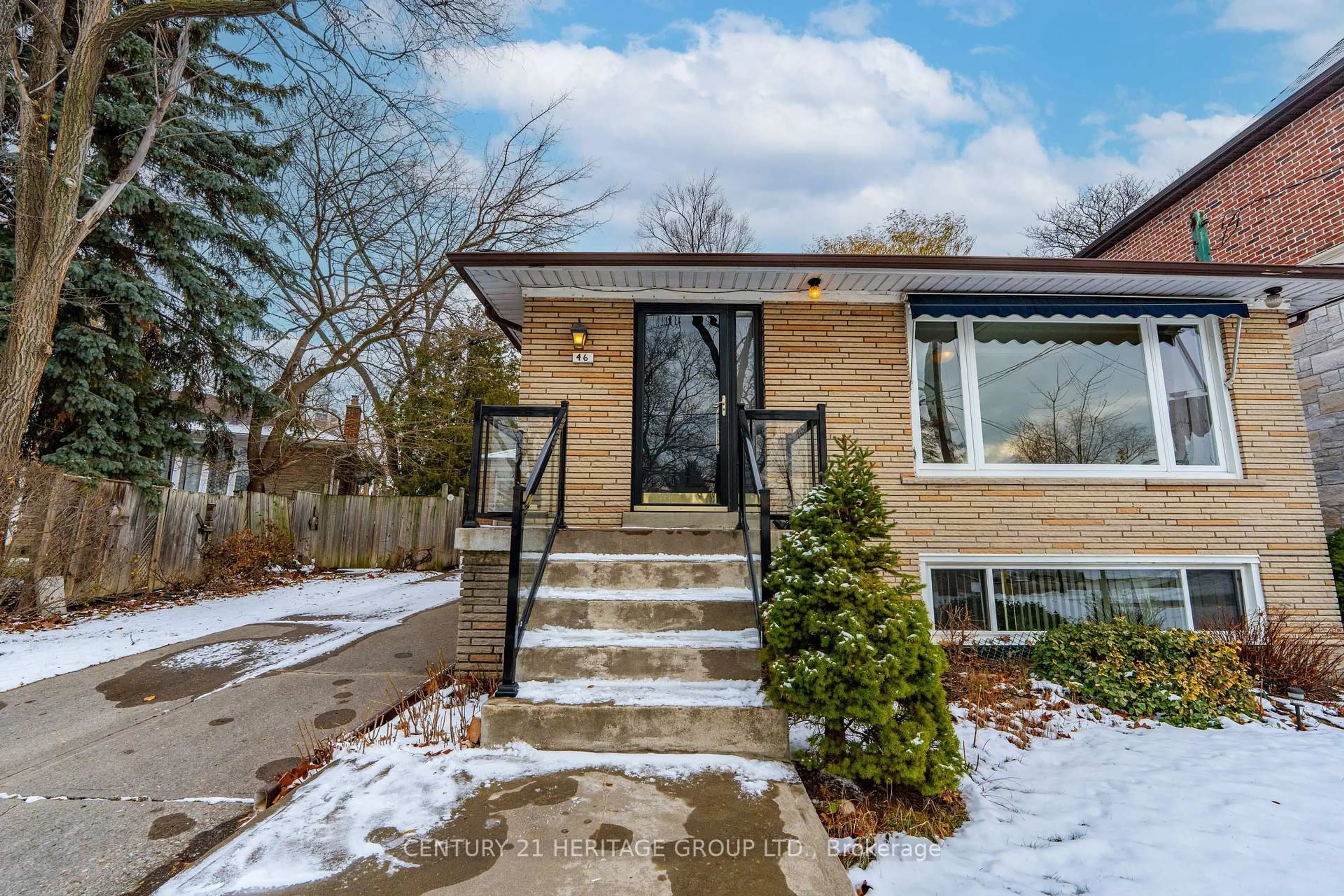 Home with brick exterior material, street for 46 Granlea Rd, Toronto Ontario M2N 2Z5