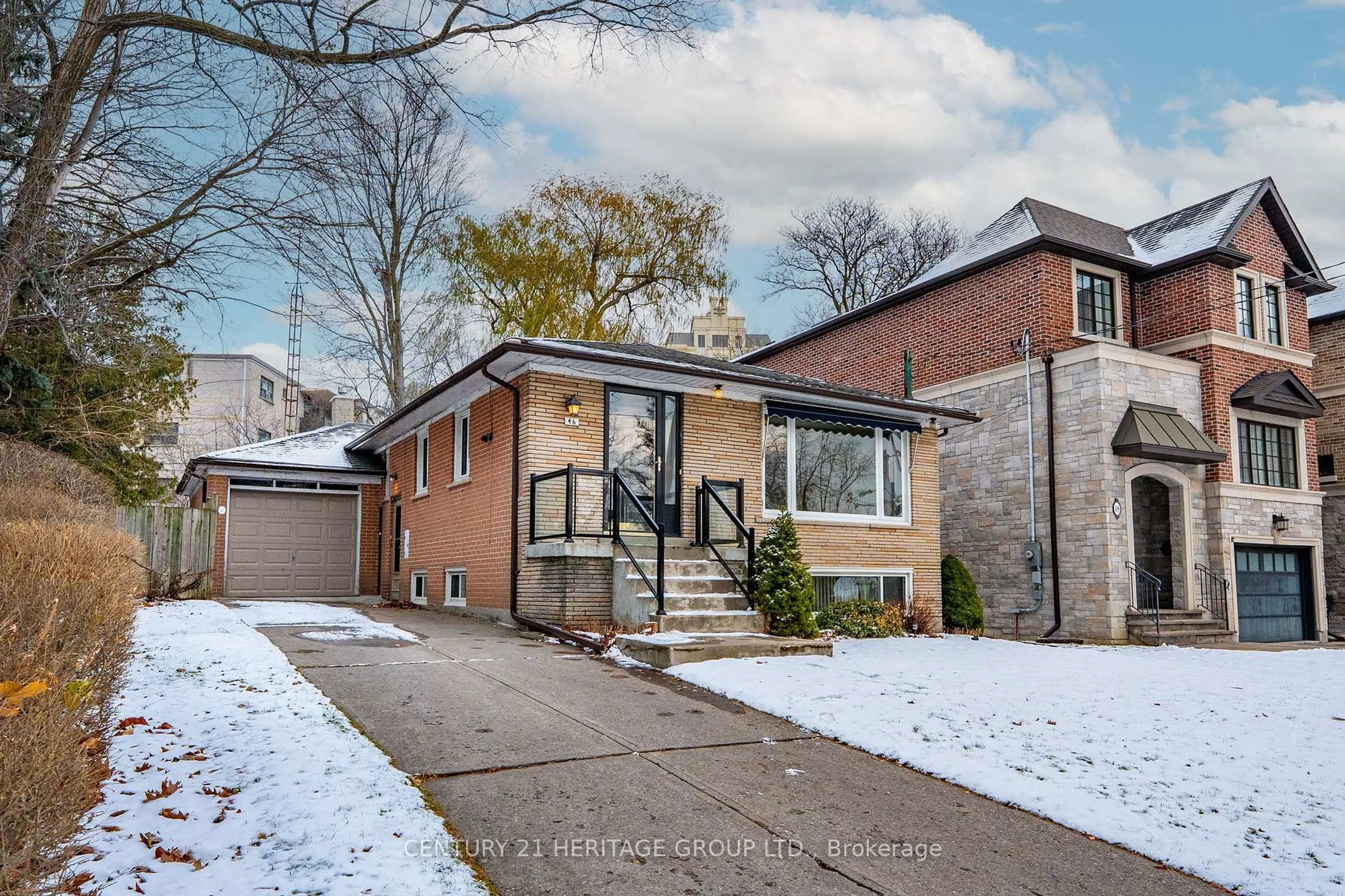 Home with brick exterior material, street for 46 Granlea Rd, Toronto Ontario M2N 2Z5
