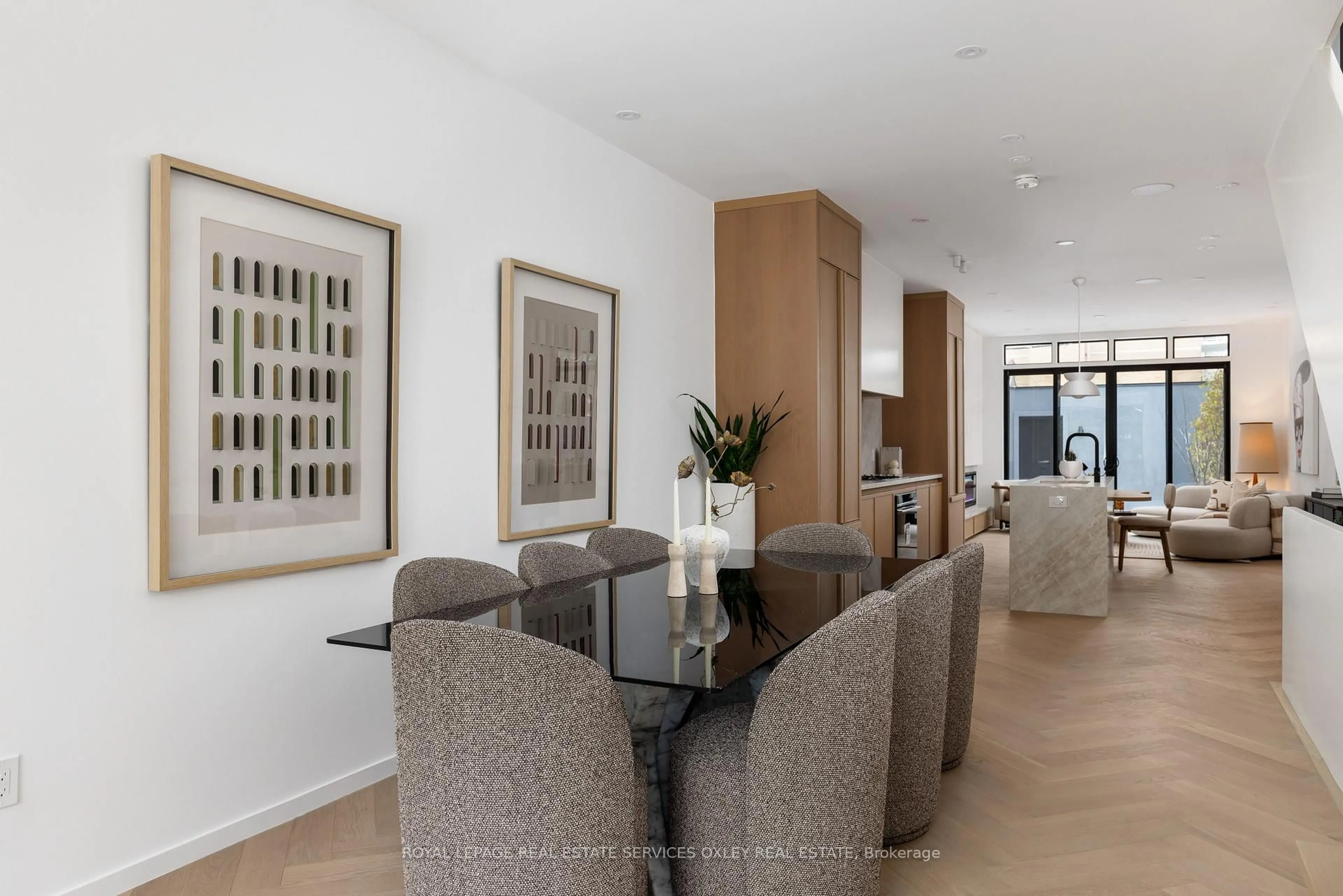 Dining room, unknown for 20B Gormley Ave, Toronto Ontario M4V 1Y8