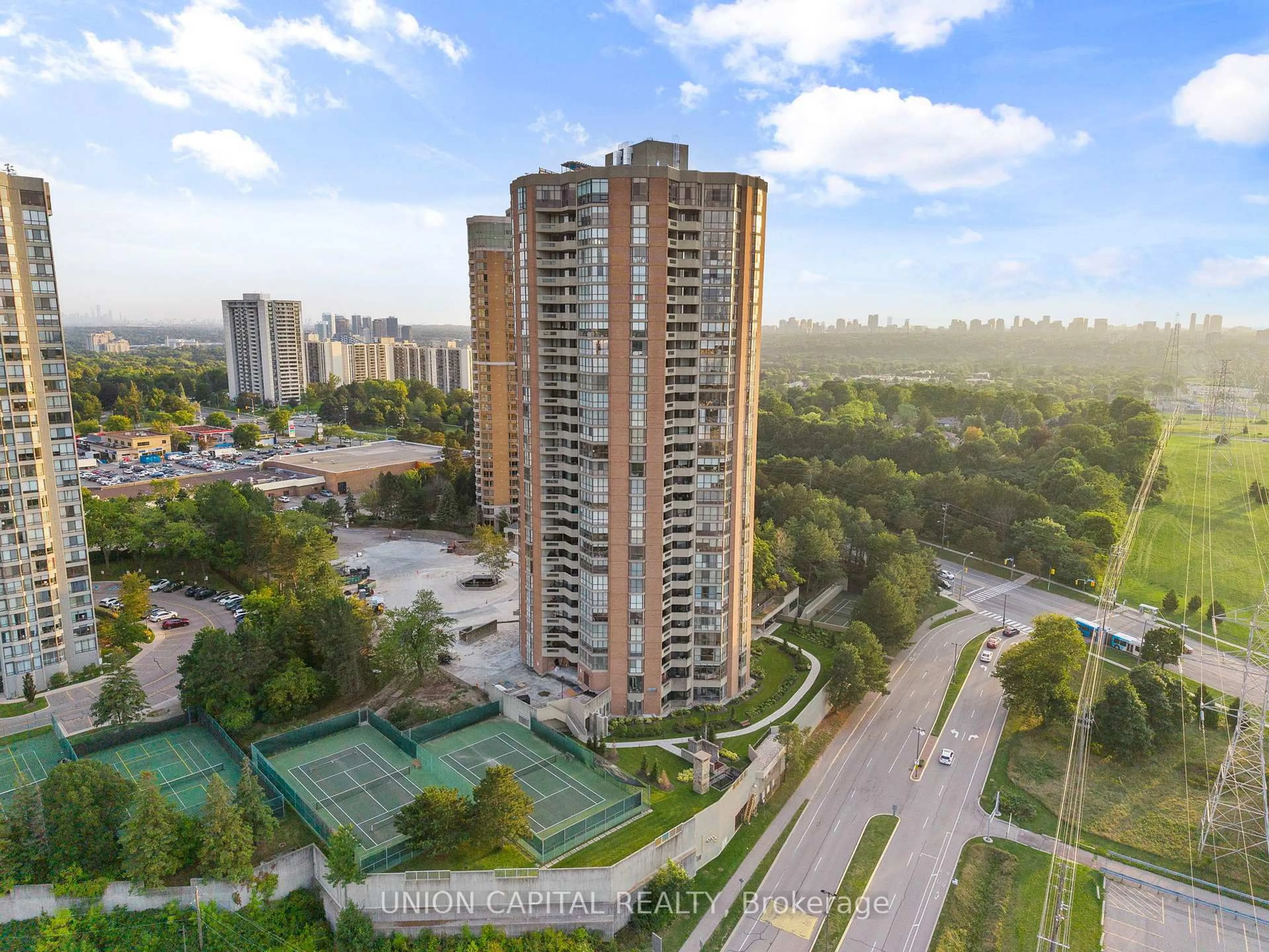 A pic from outside/outdoor area/front of a property/back of a property/a pic from drone, city buildings view from balcony for 85 Skymark Dr #2405, Toronto Ontario M2H 3P2