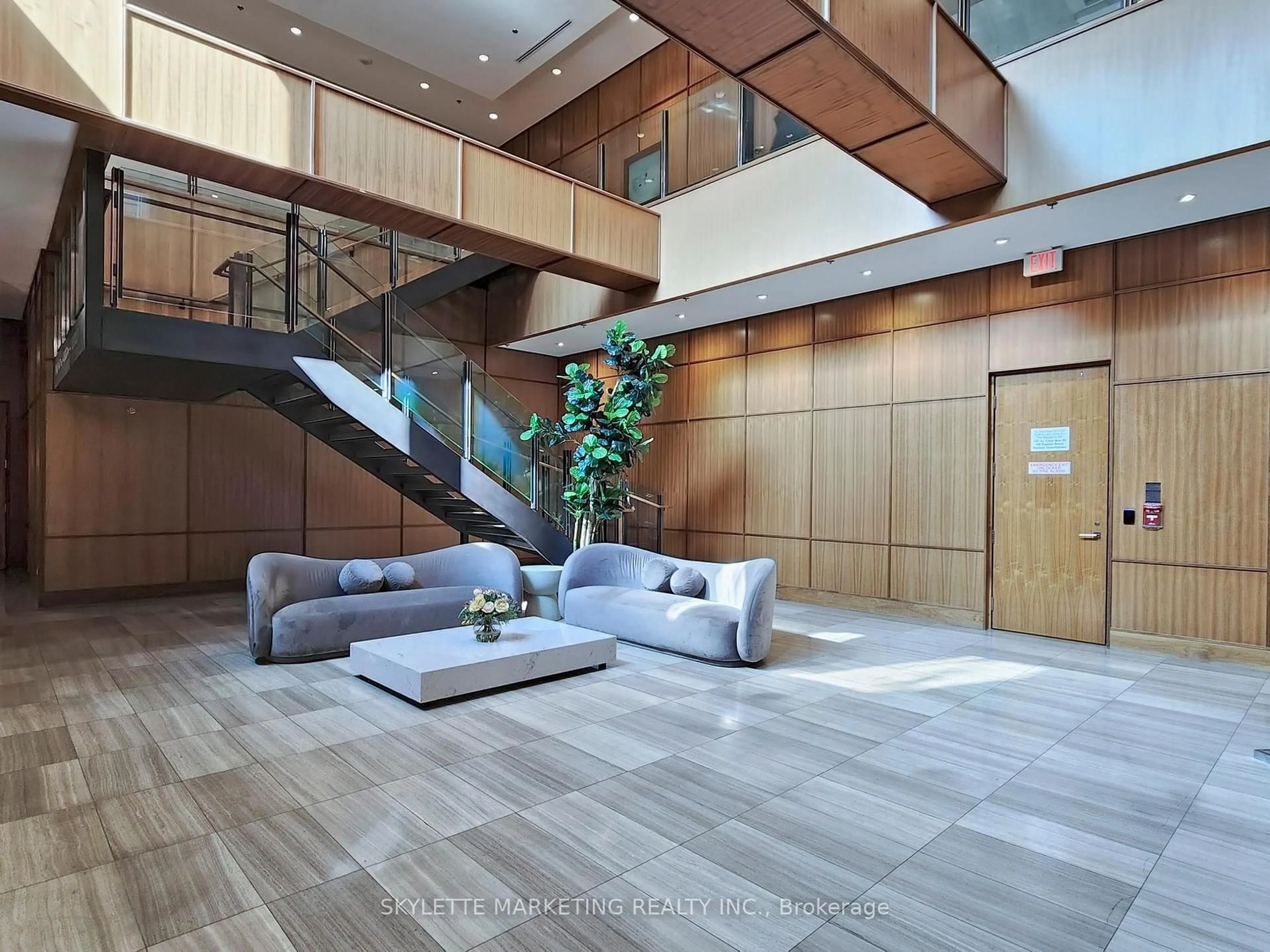 Indoor foyer for 111 St Clair Ave #1128, Toronto Ontario M4V 1N5