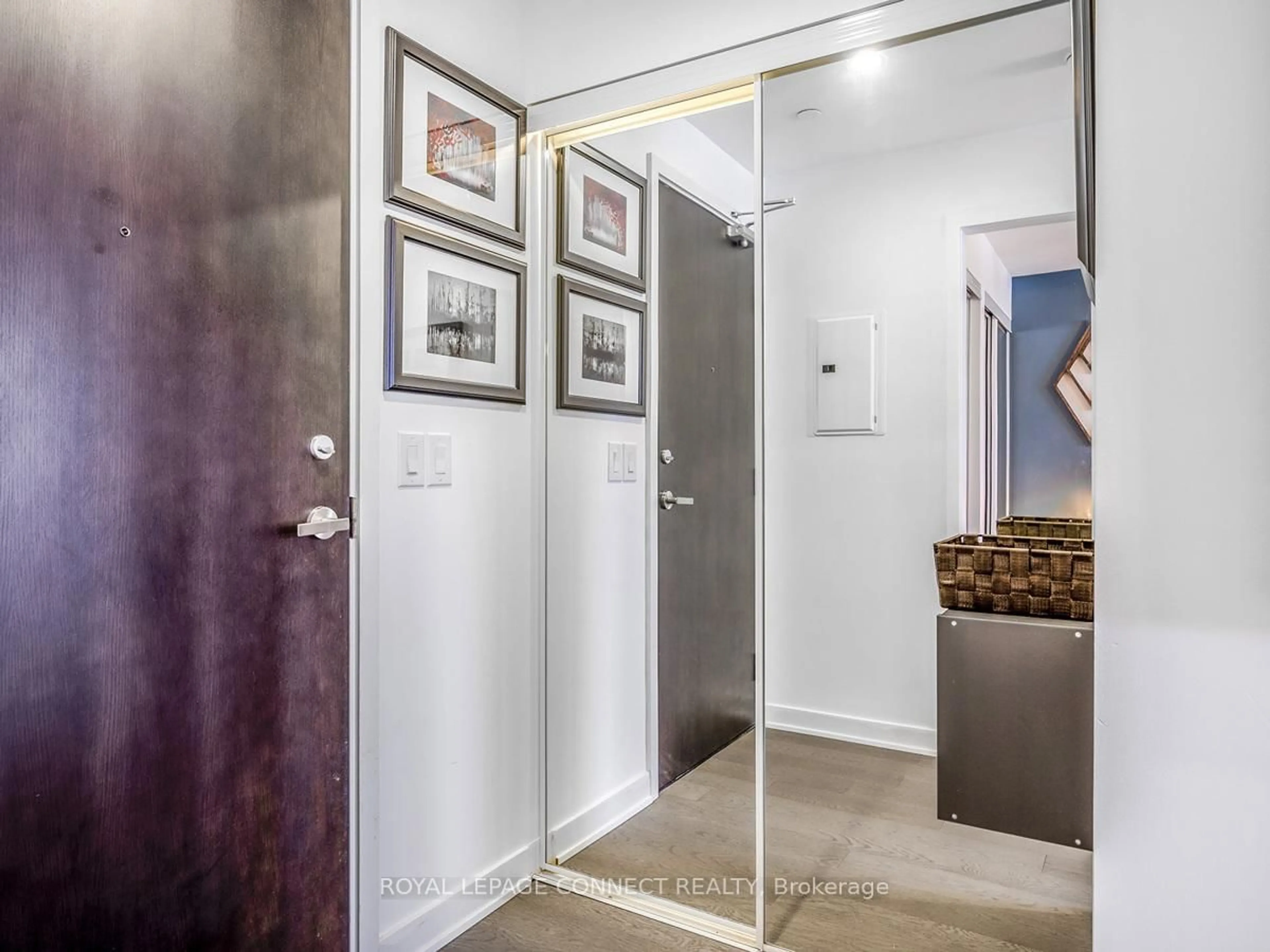 Indoor entryway for 170 Sumach St #518, Toronto Ontario M5A 0C3