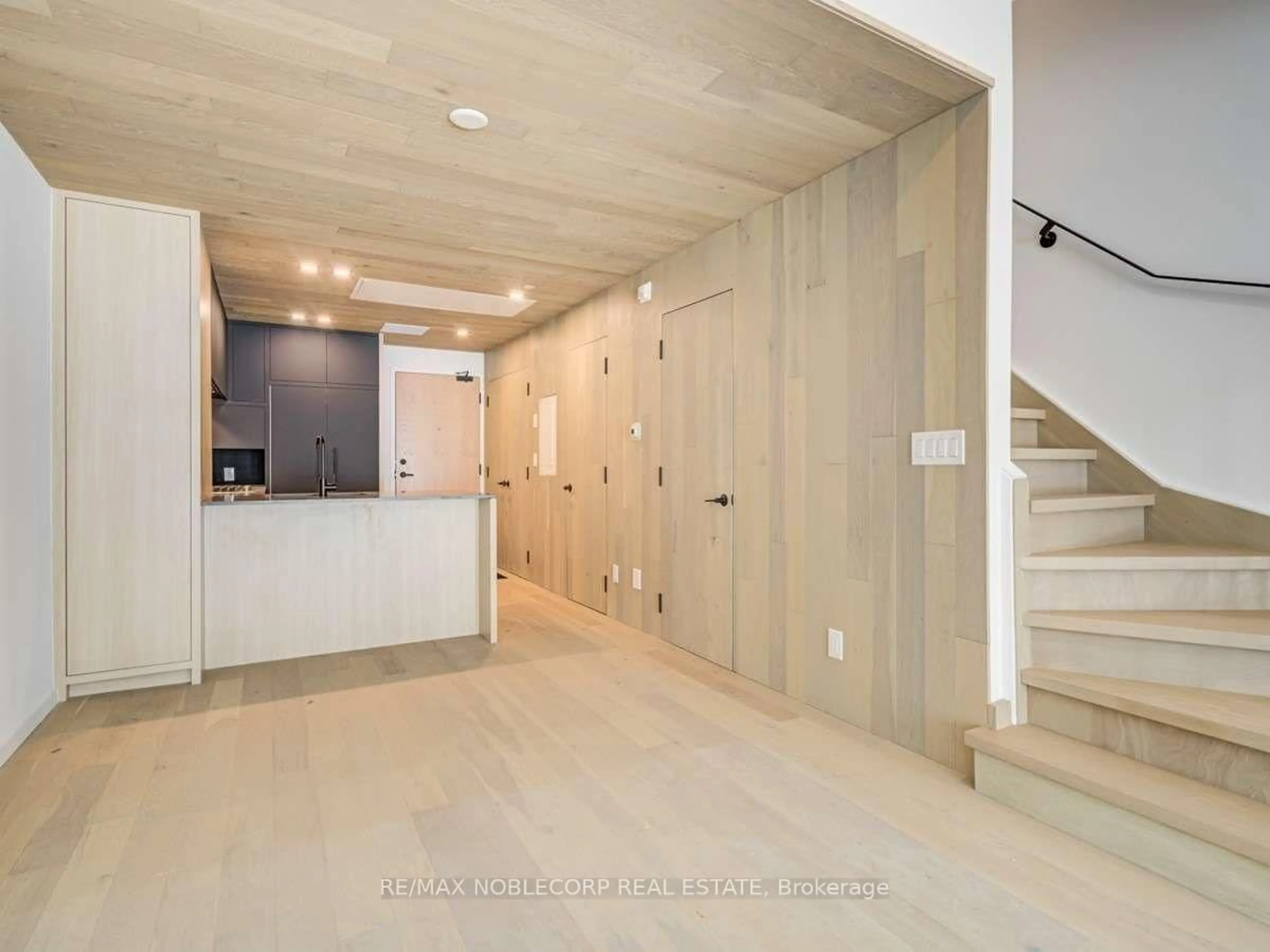 Unknown for 45 Dovercourt Rd #102, Toronto Ontario M6J 3C2