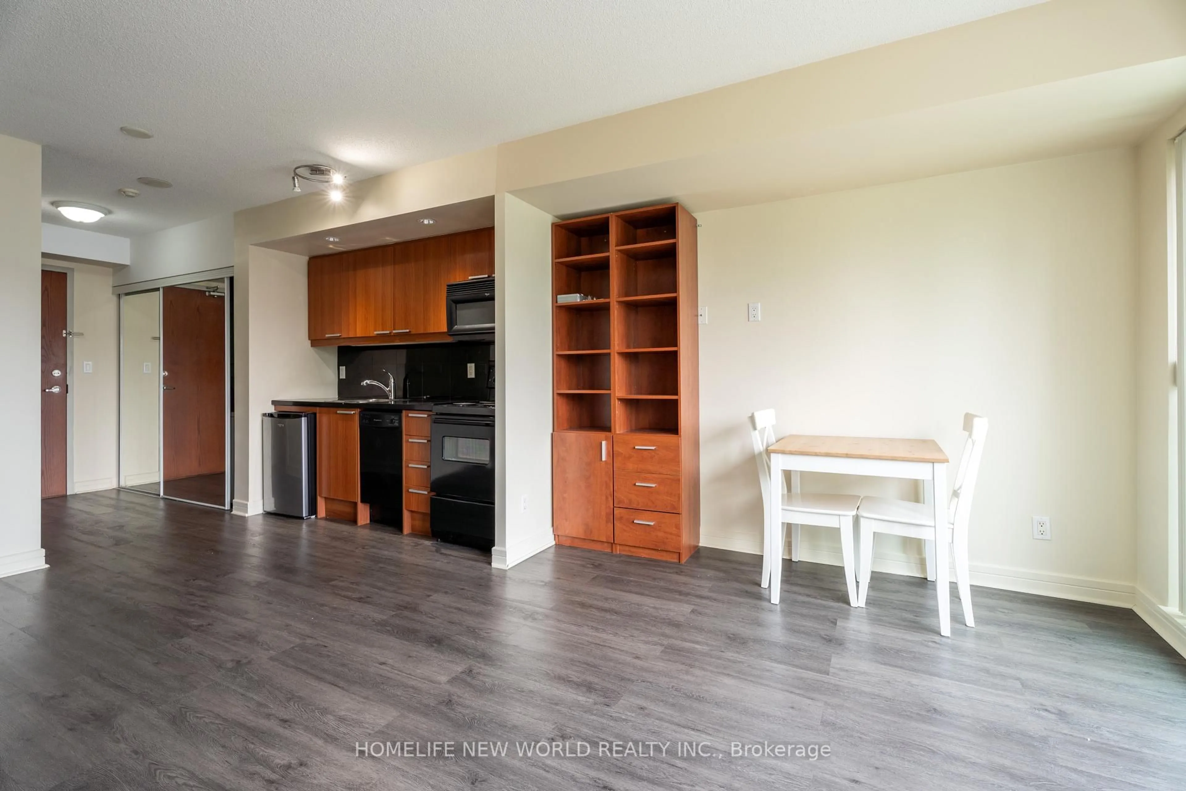 Unknown for 19 Avondale Ave #311, Toronto Ontario M2N 0A6