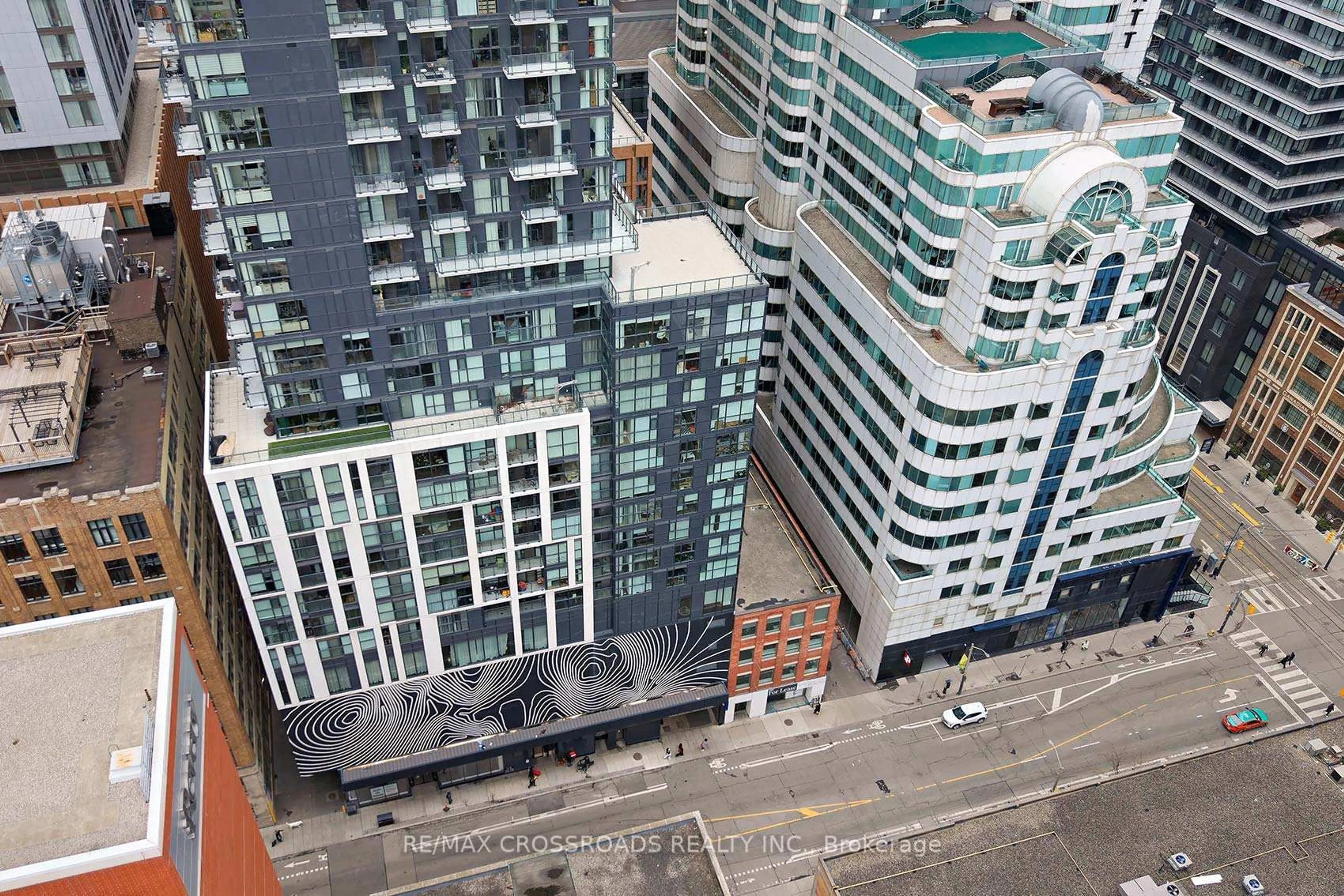 A pic from outside/outdoor area/front of a property/back of a property/a pic from drone, city buildings view from balcony for 87 Peter St #4515, Toronto Ontario M5V 0V1
