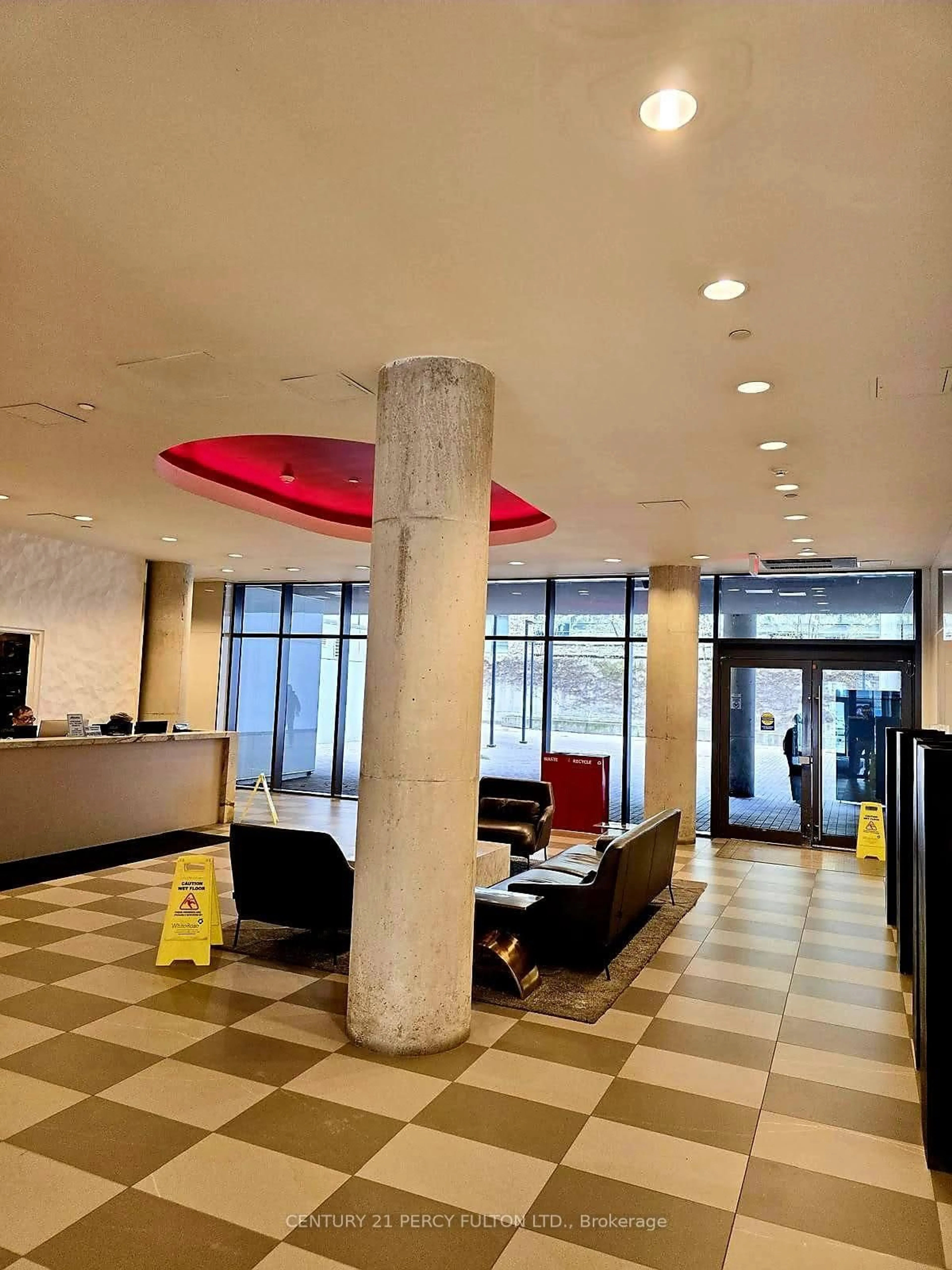 Lobby for 560 King St #213, Toronto Ontario M5V 0L6