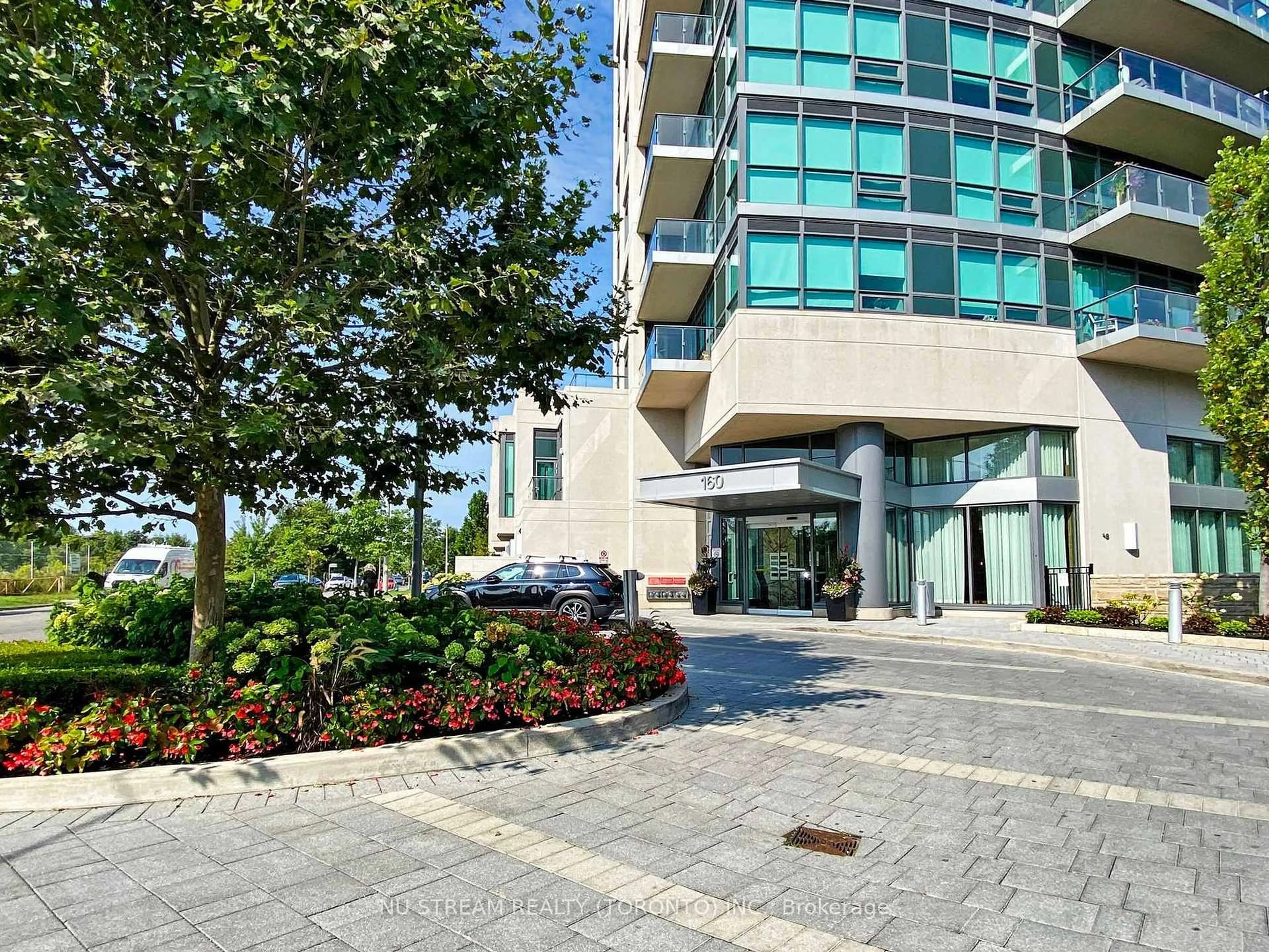 Indoor foyer for 160 Vanderhoof Ave #1718, Toronto Ontario M4G 0B7