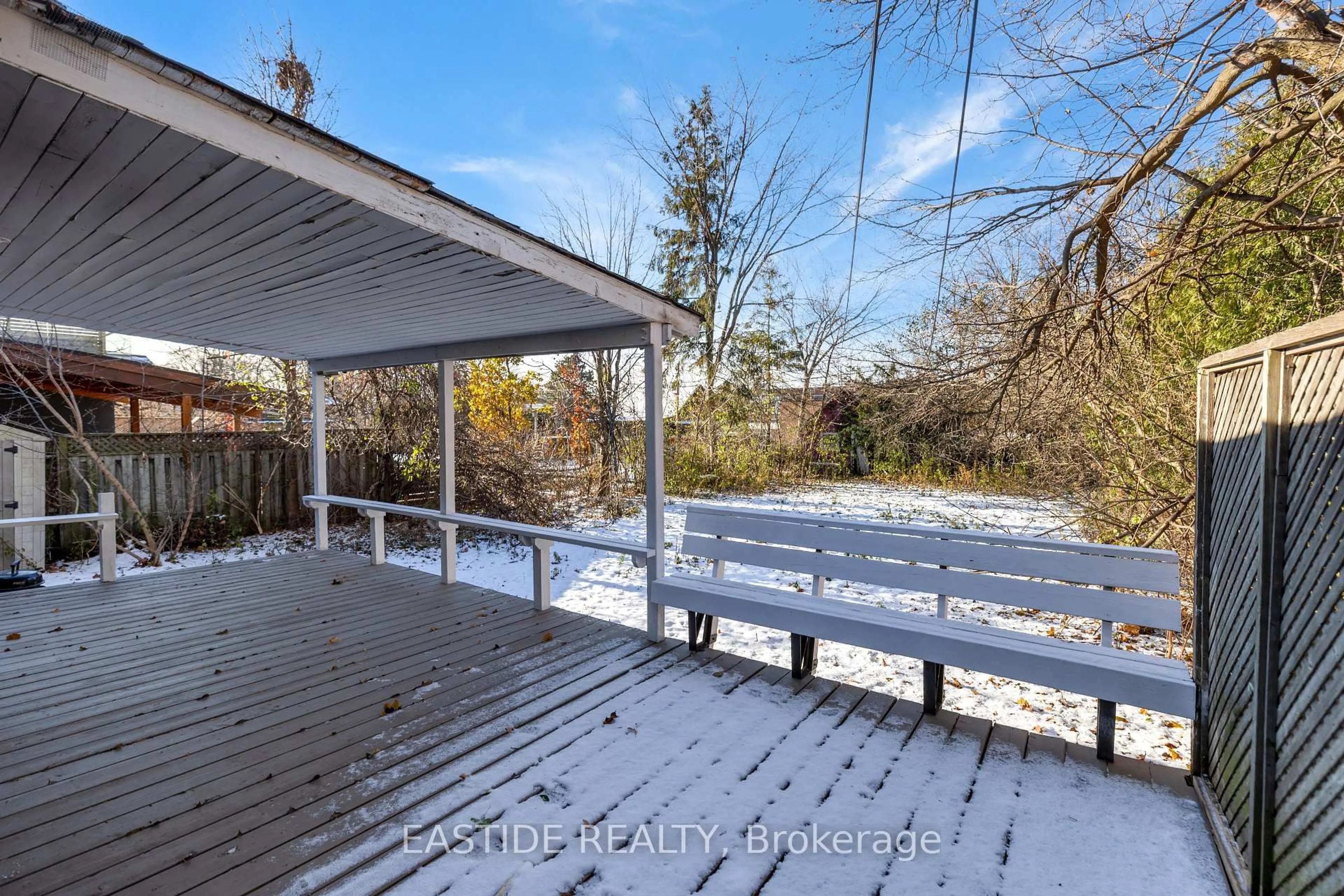 Patio, water/lake/river/ocean view for 112 Bevdale Rd, Toronto Ontario M2R 1L7