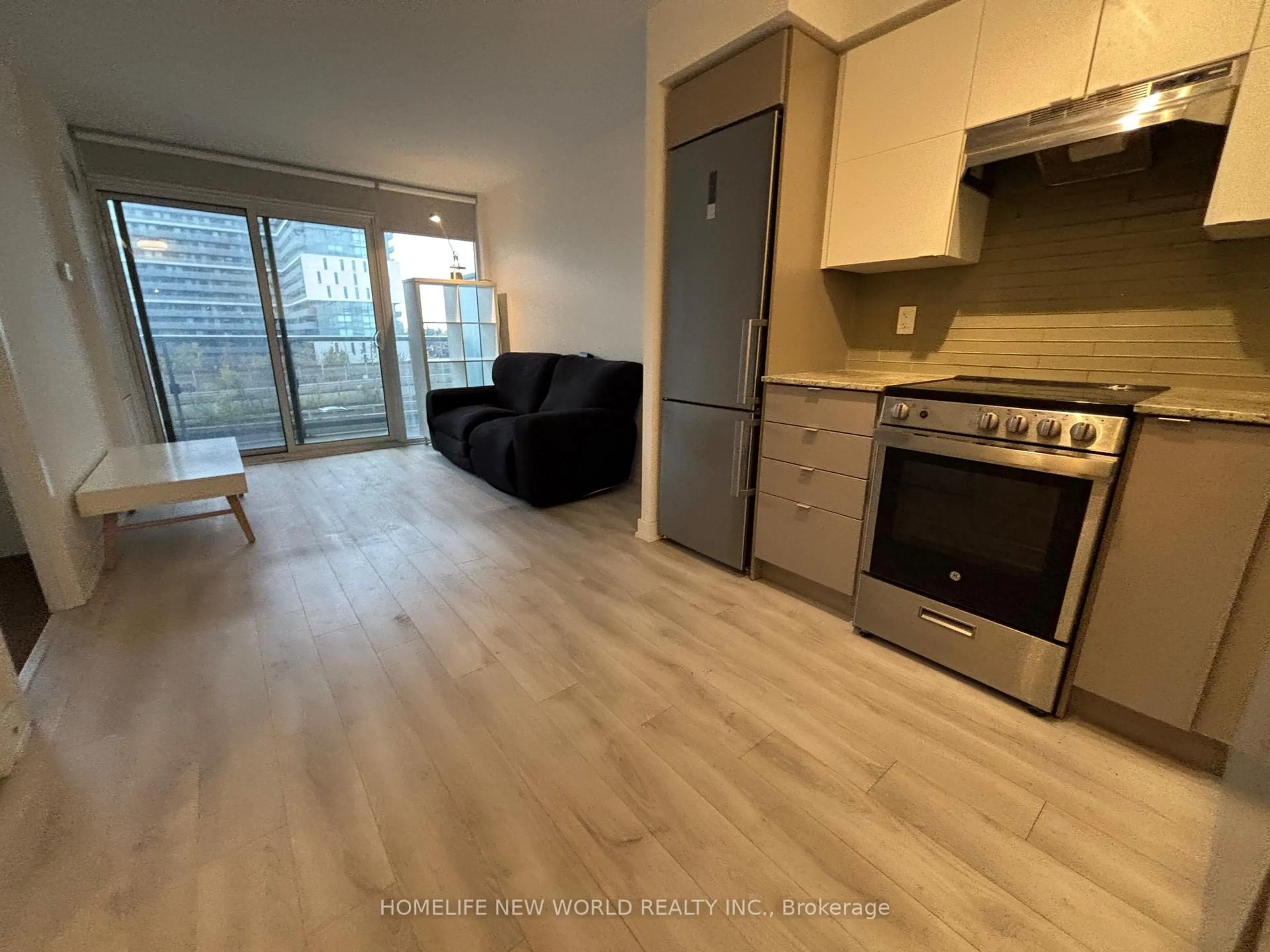 A pic of a room for 120 Varna Dr #524, Toronto Ontario M6A 0B3