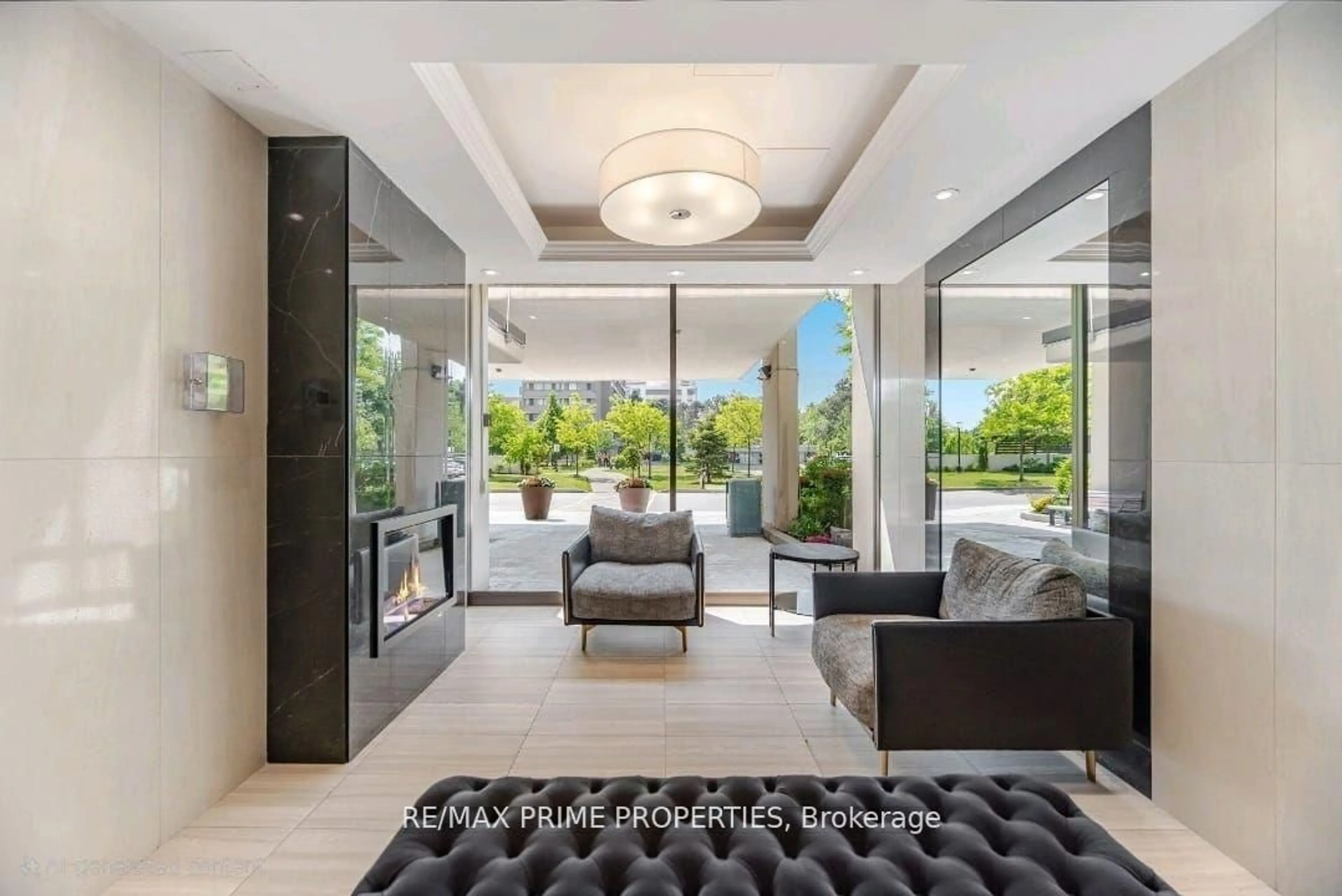 Indoor foyer for 735 Don Mills Rd #1203, Toronto Ontario M3C 1S7