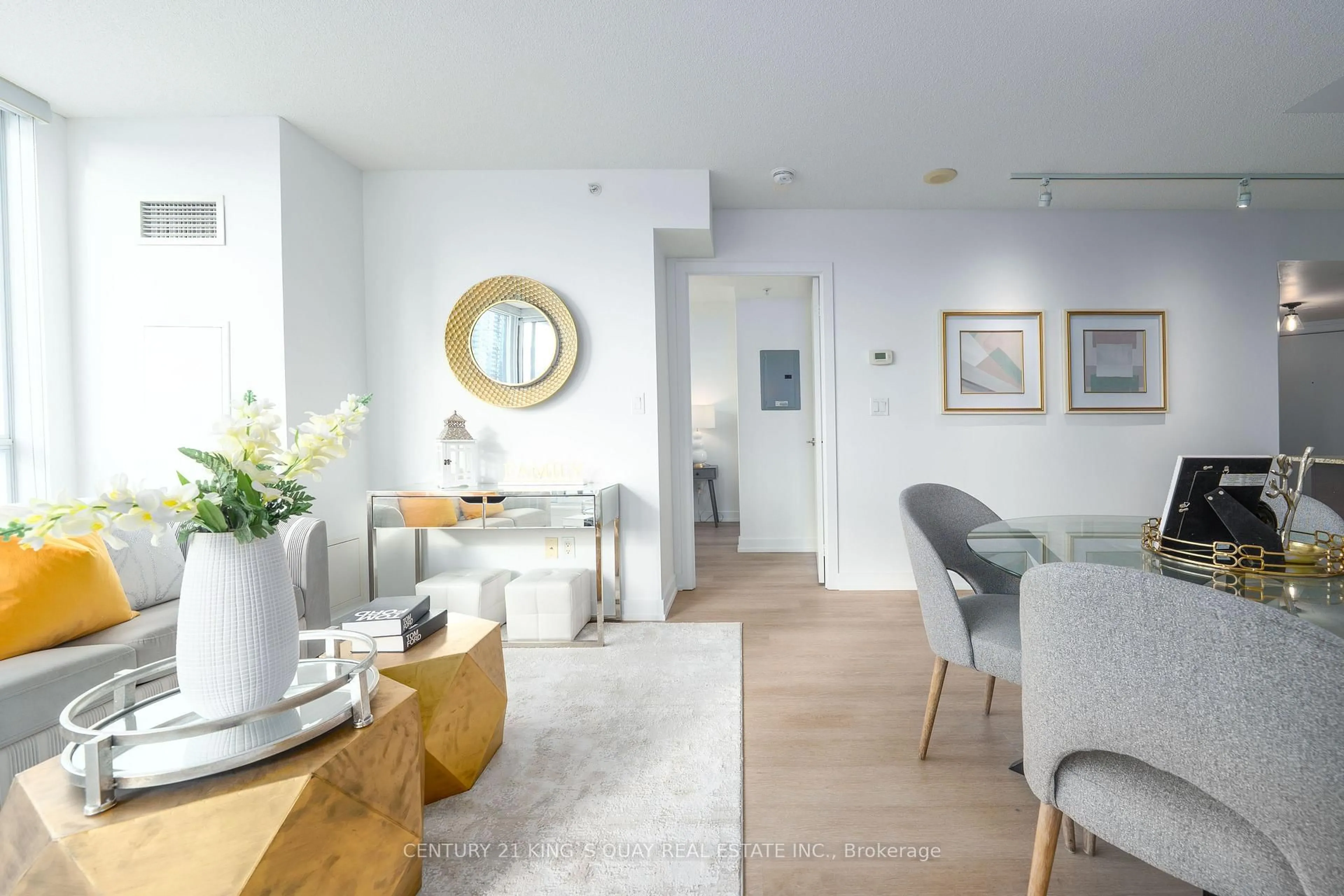 Unknown for 5740 Yonge St #202, Toronto Ontario M2M 0B1