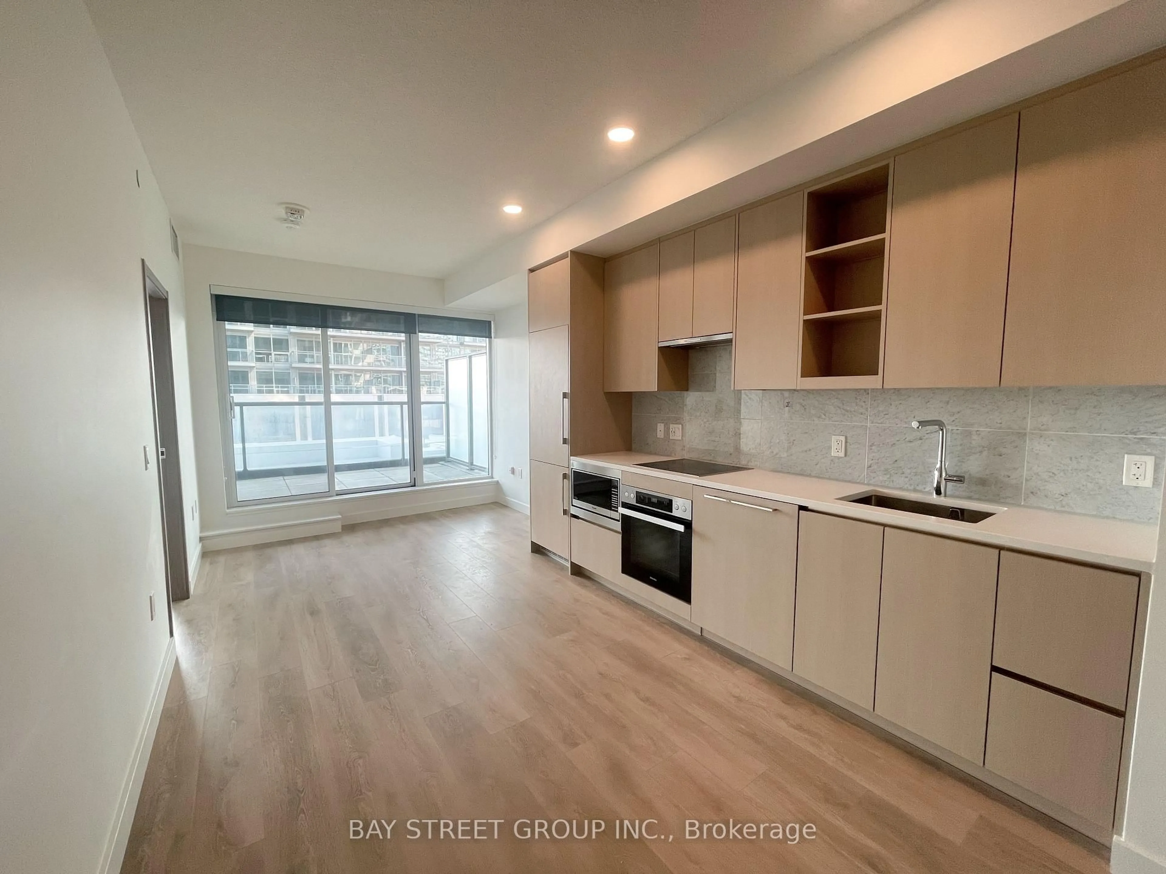 Open concept kitchen, unknown for 85 Mcmahon Dr #707, Toronto Ontario M2K 0H1