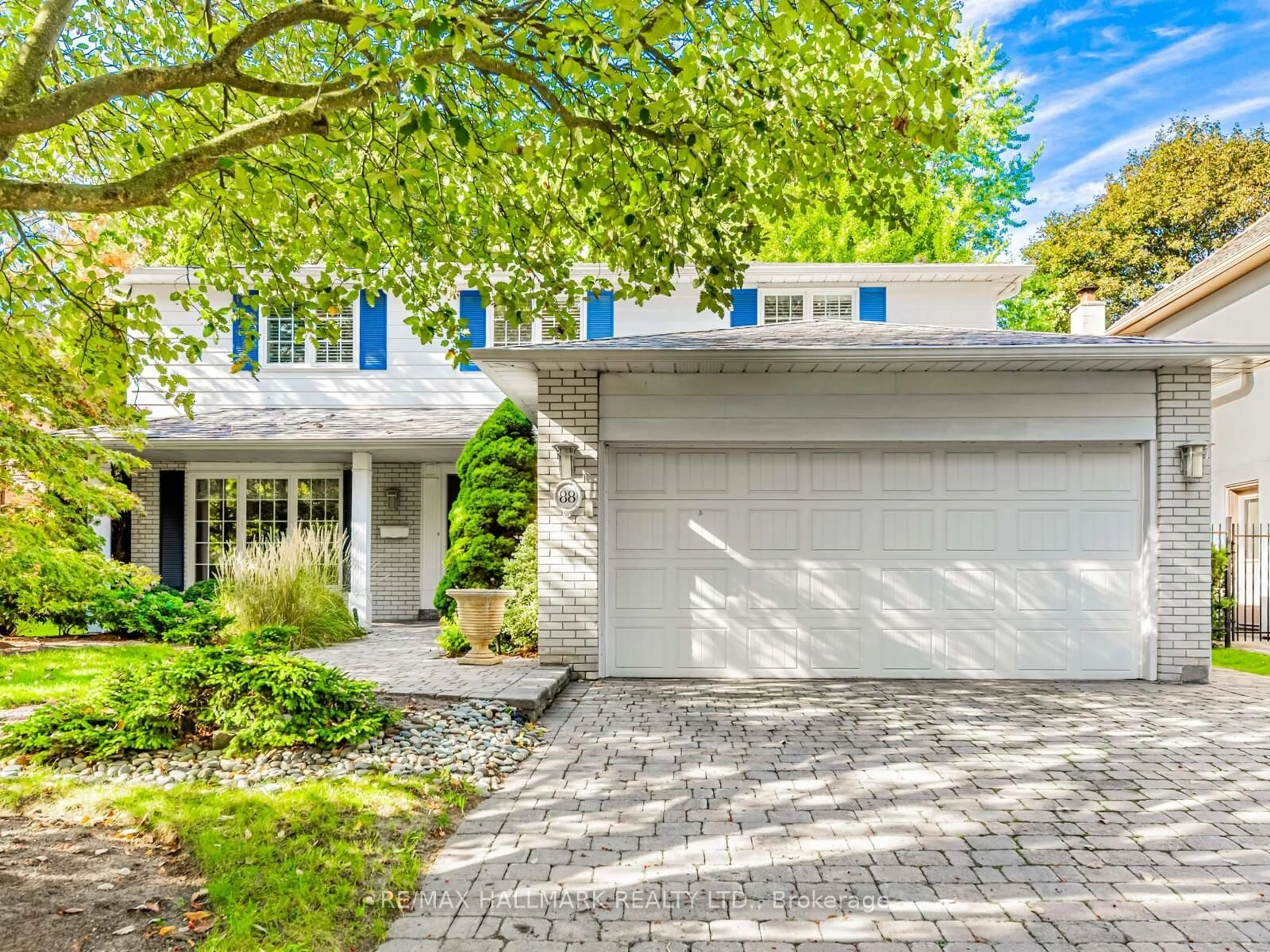 Home with brick exterior material, street for 88 Ames Circ, Toronto Ontario M3B 3C1