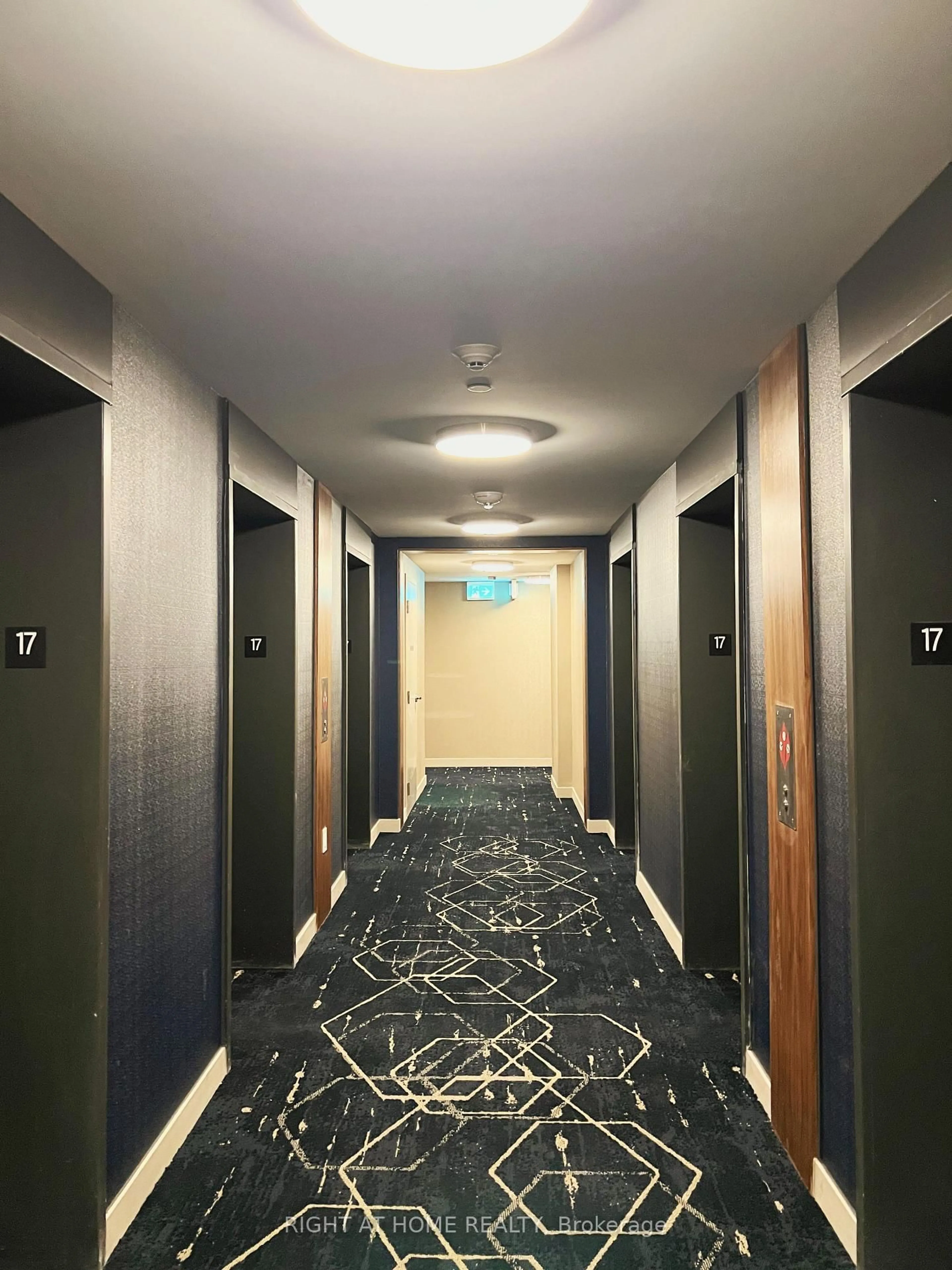 Indoor foyer for 28 Freeland St #1710, Toronto Ontario M5E 0E3