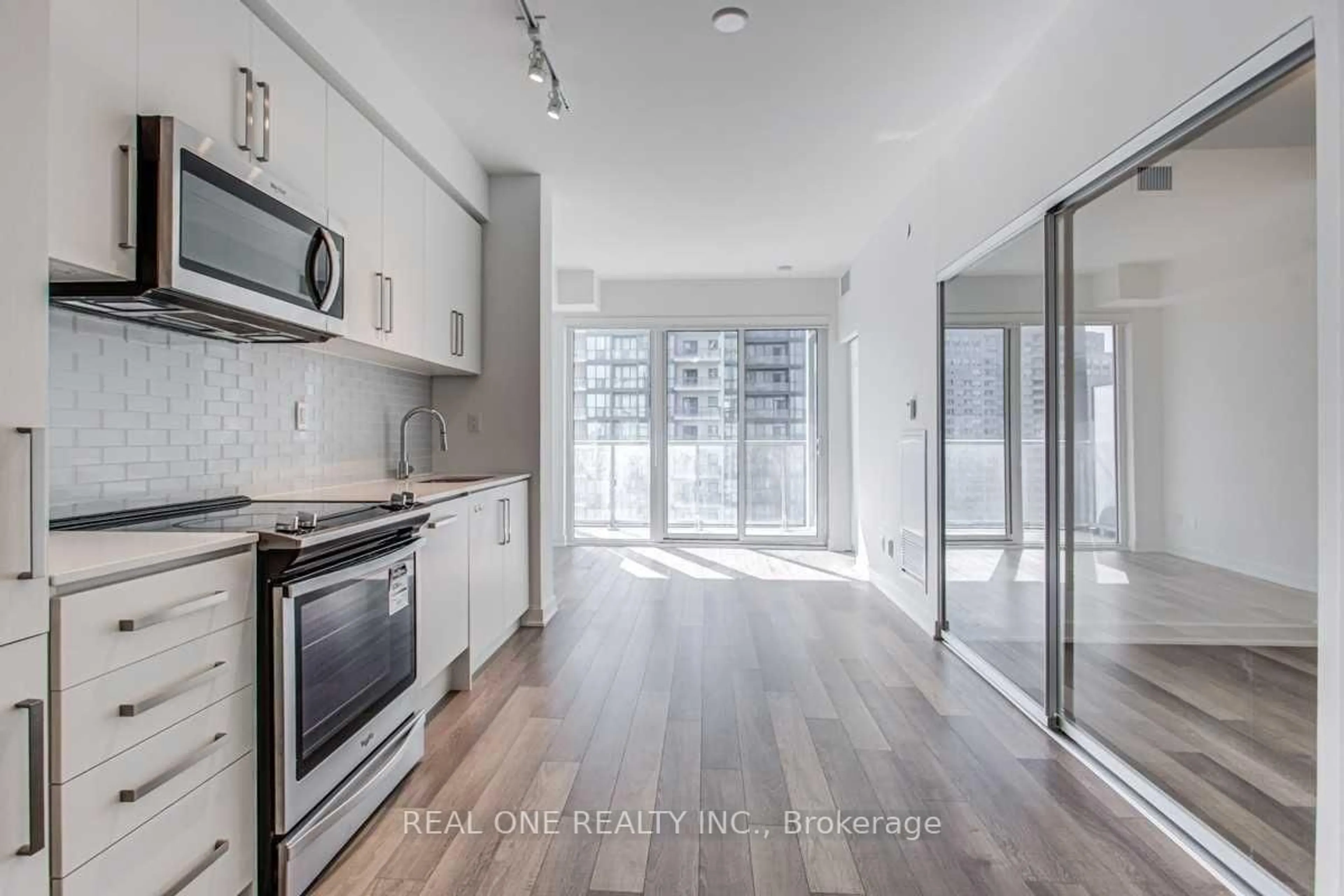 Open concept kitchen, unknown for 5180 Yonge St #2210, Toronto Ontario M2N 5P6