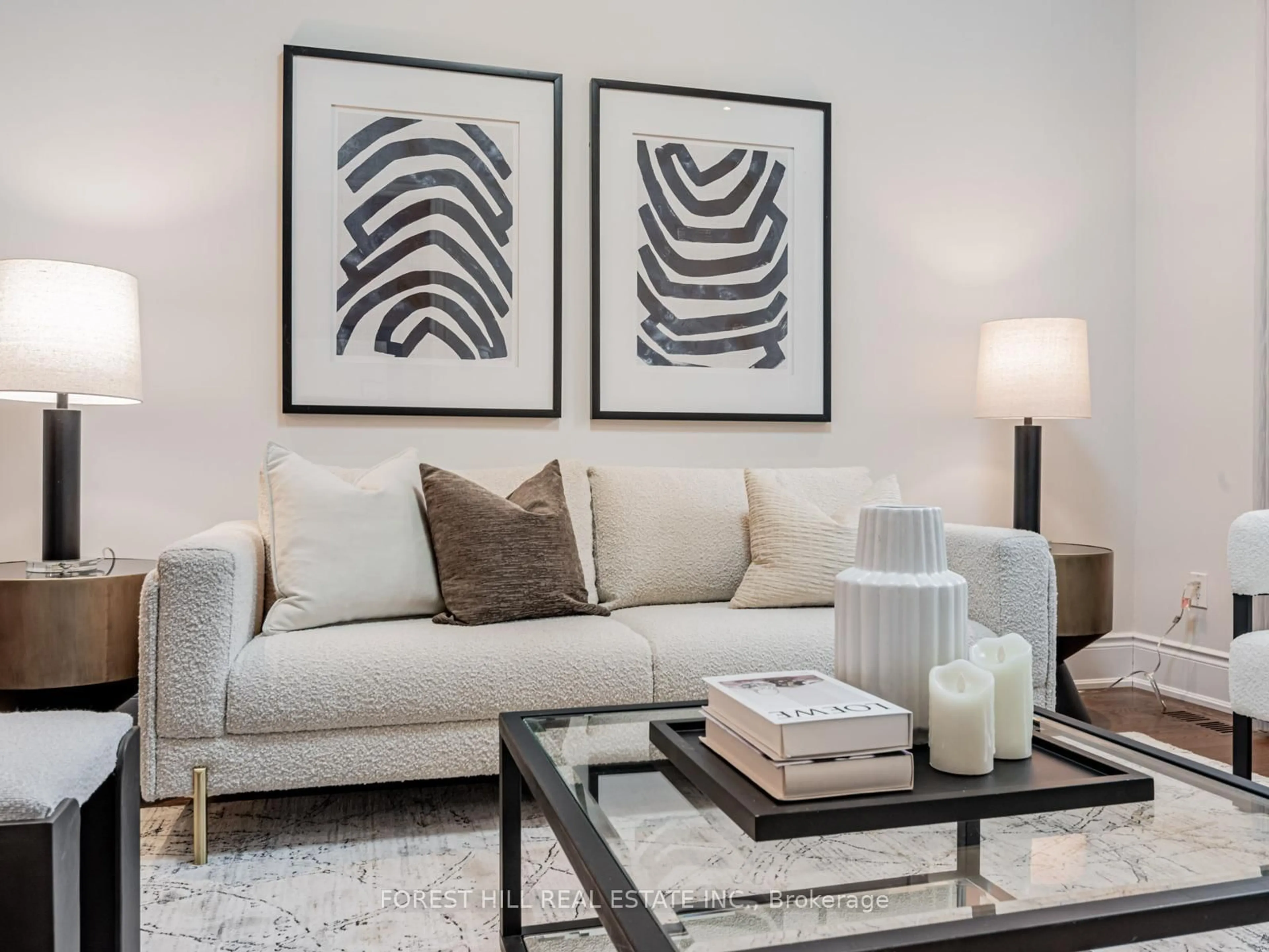 Living room with furniture, unknown for 6 Terrace Ave, Toronto Ontario M2R 1E9