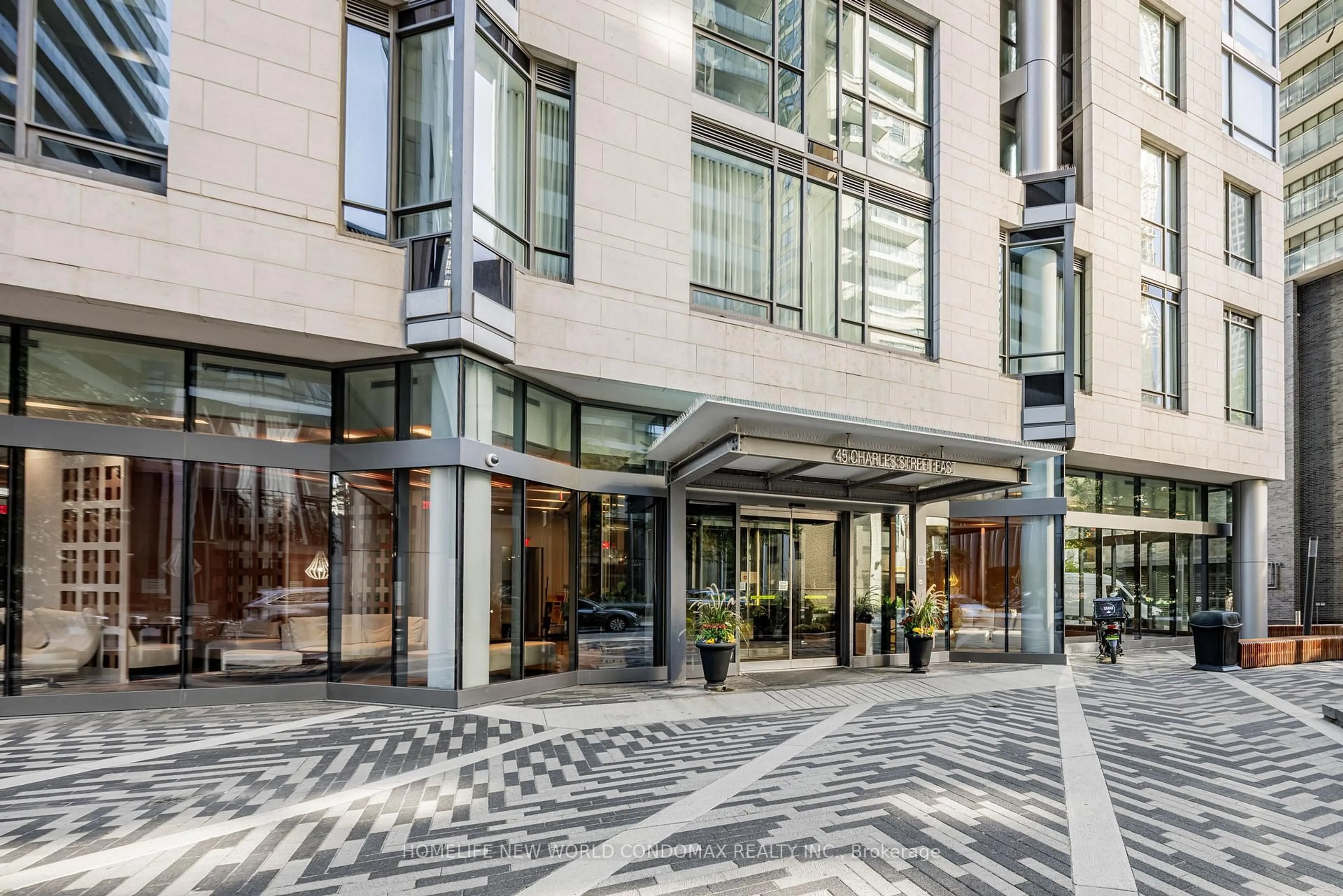Lobby for 45 CHARLES St #5010, Toronto Ontario M4Y 0B8