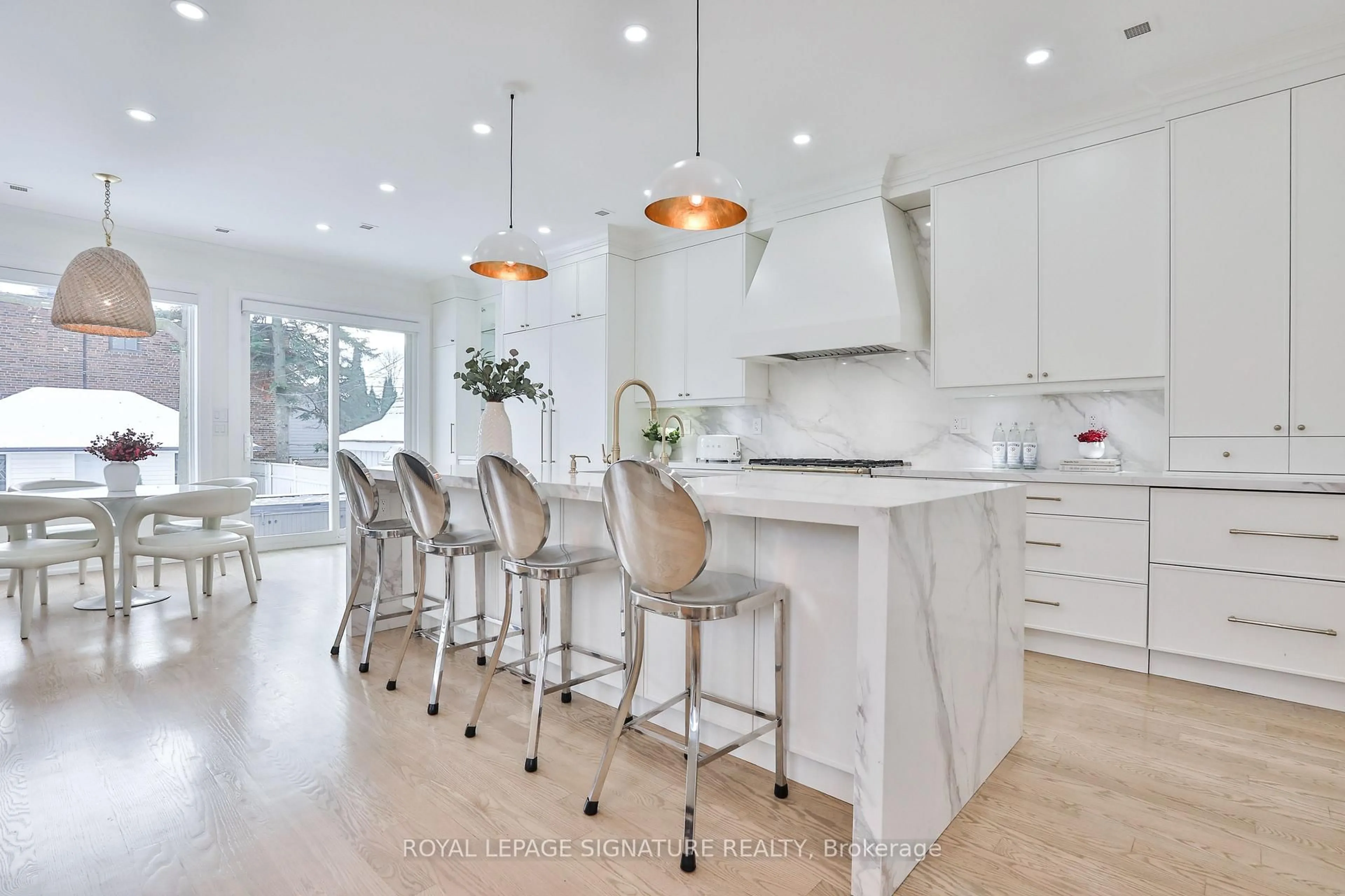 Contemporary kitchen, unknown for 28 Belle Ayre Blvd, Toronto Ontario M4S 1K3