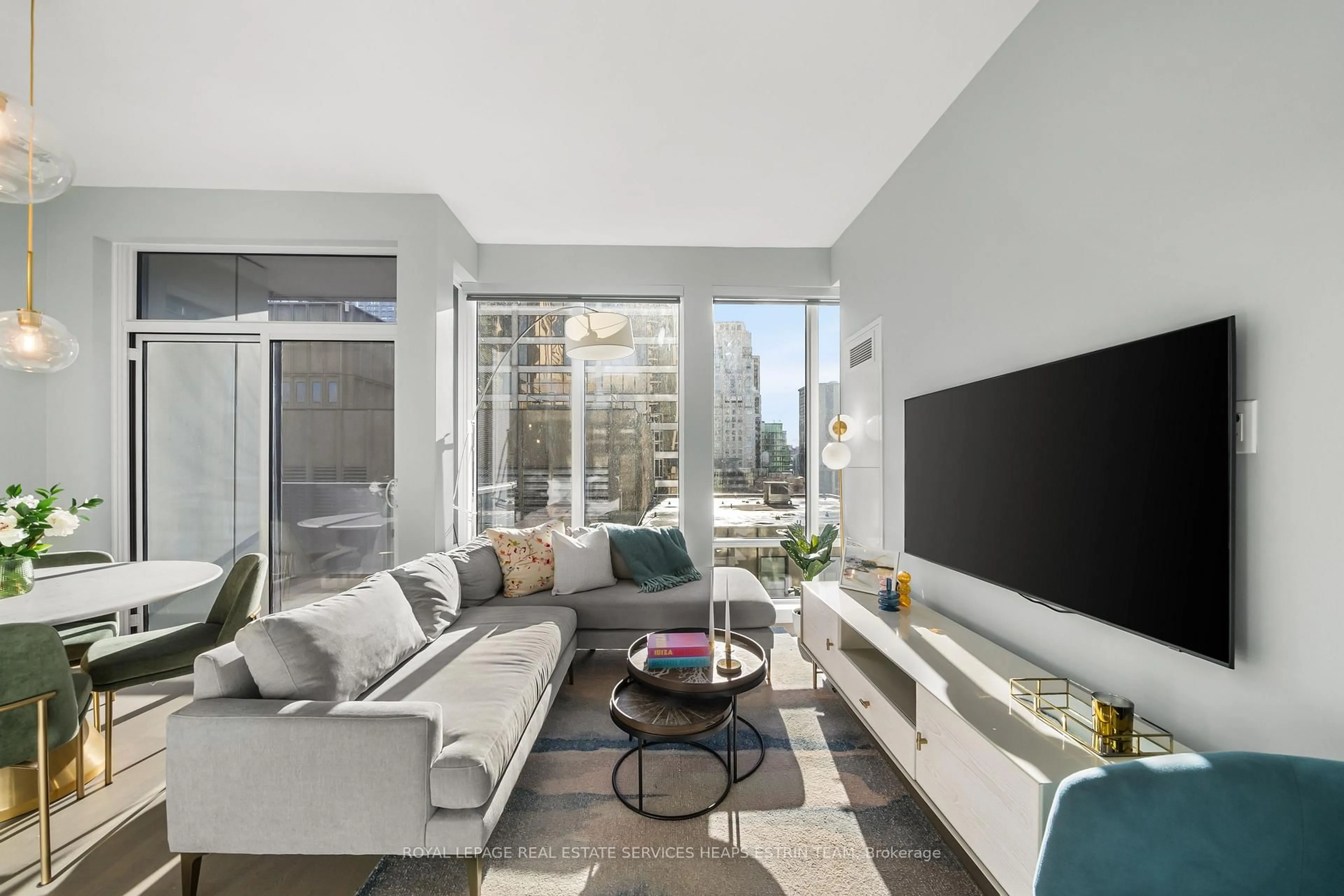 Living room with furniture, unknown for 88 Cumberland St #1108, Toronto Ontario M5R 0C8