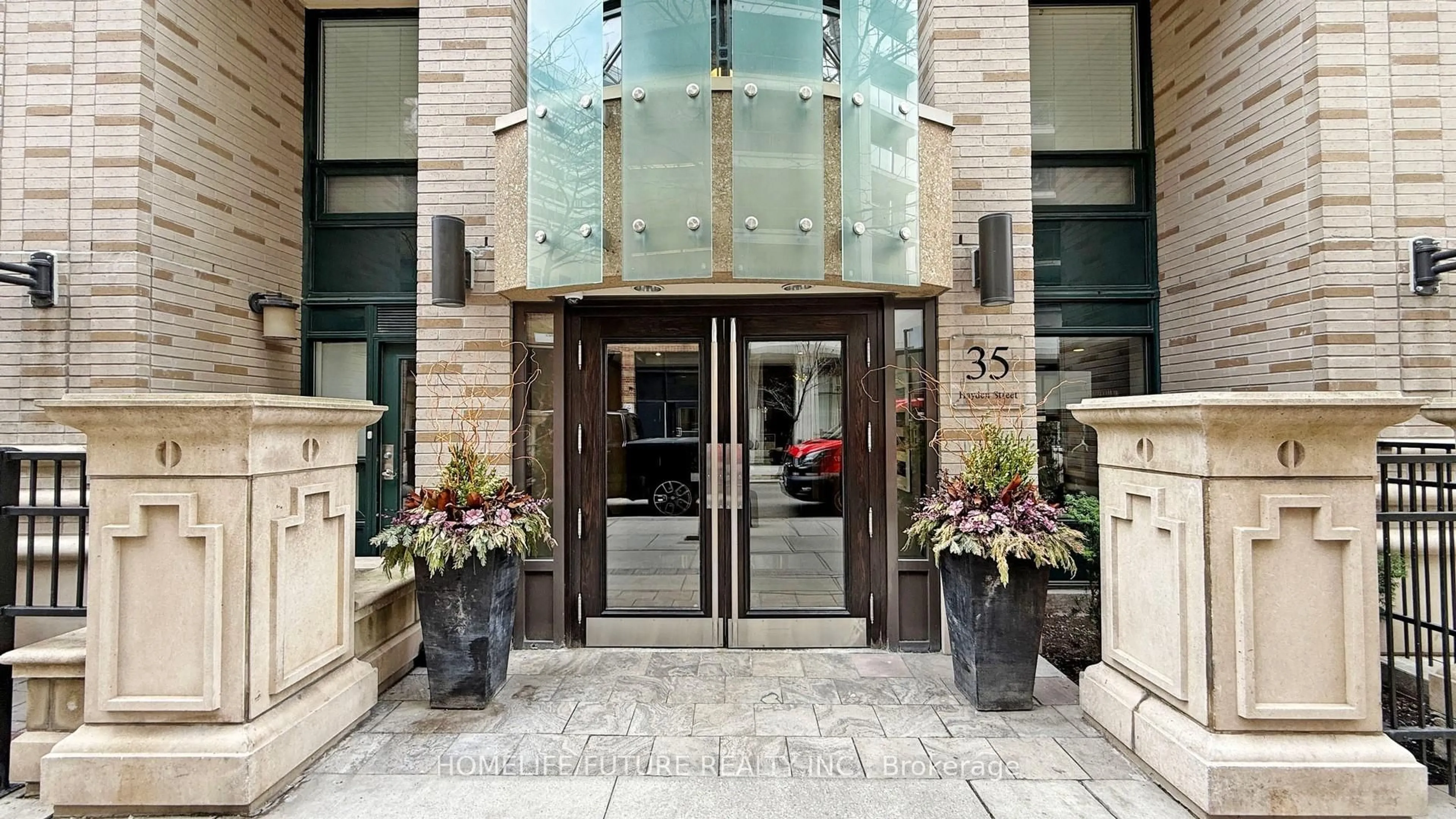 Lobby for 35 Hayden St #207, Toronto Ontario M4Y 3C3