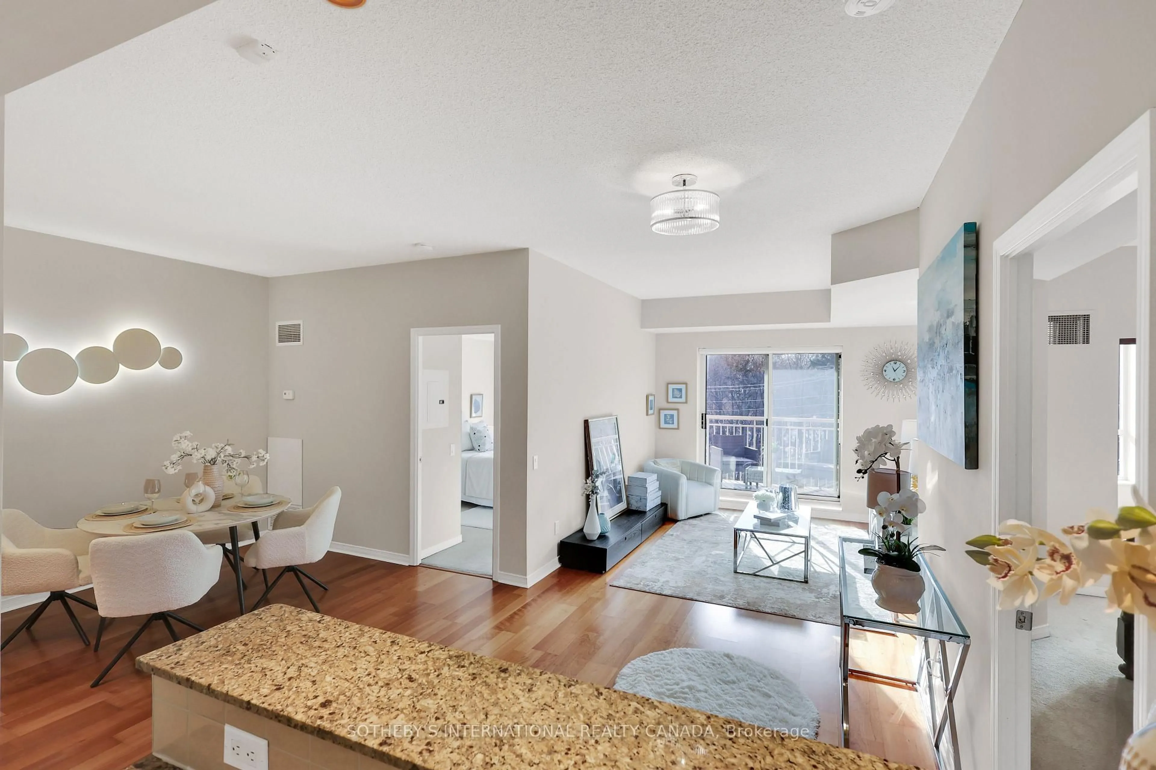 Unknown for 451 Rosewell Ave #415, Toronto Ontario M4R 2H8