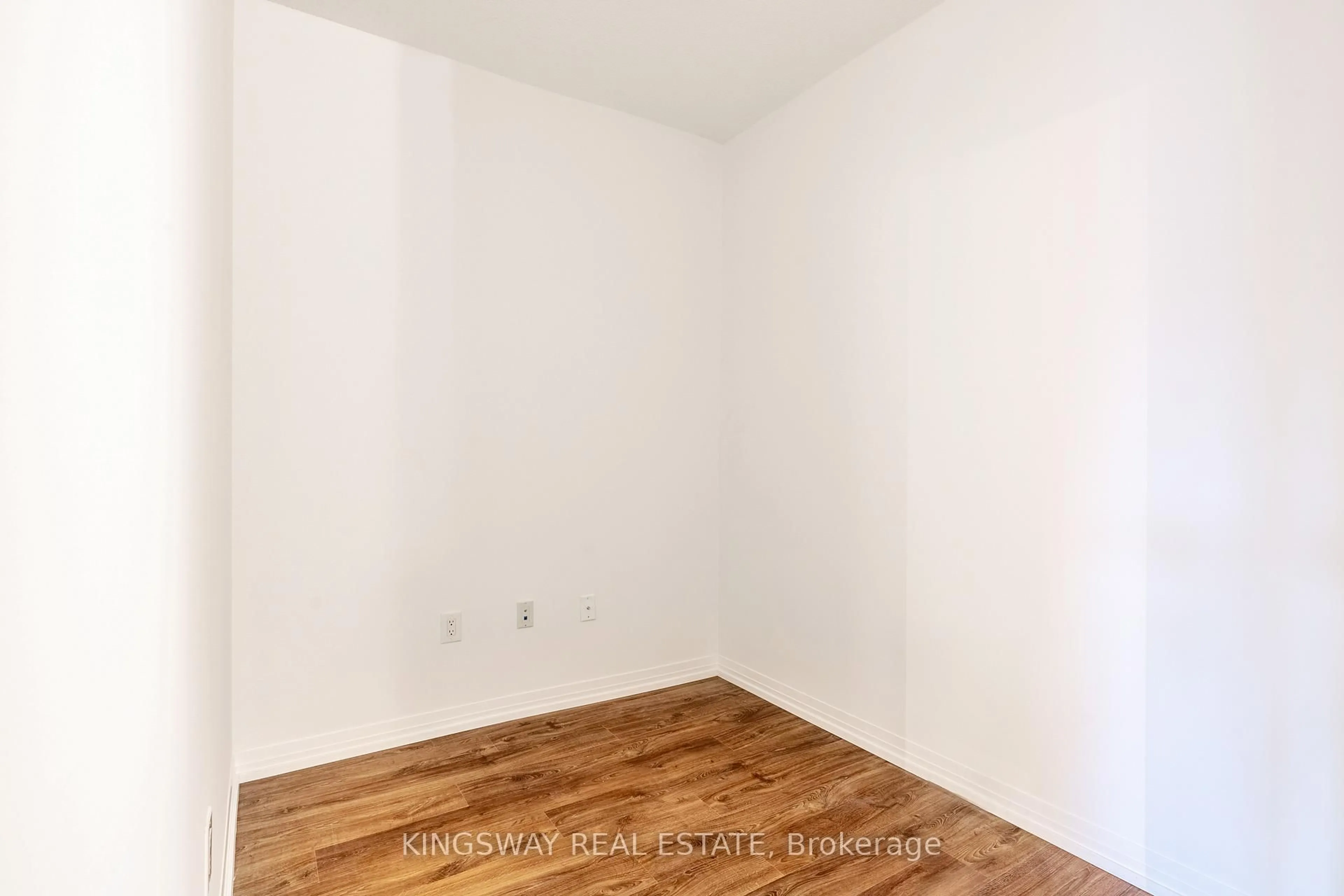 A pic of a room for 25 Cole St, Toronto Ontario M5A 4M3