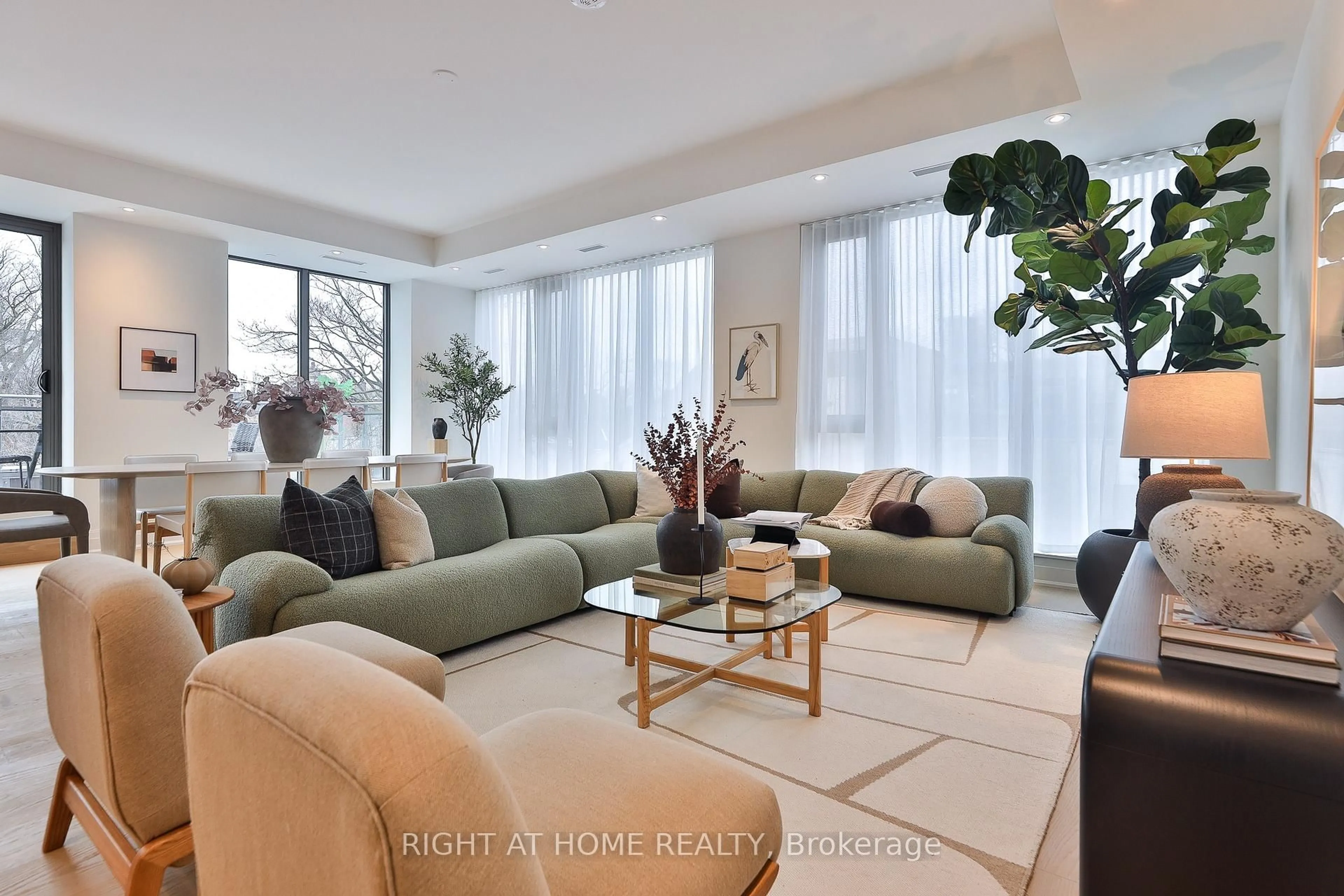 Living room with furniture, unknown for 10 Prince Arthur Ave #302, Toronto Ontario M5R 1A9