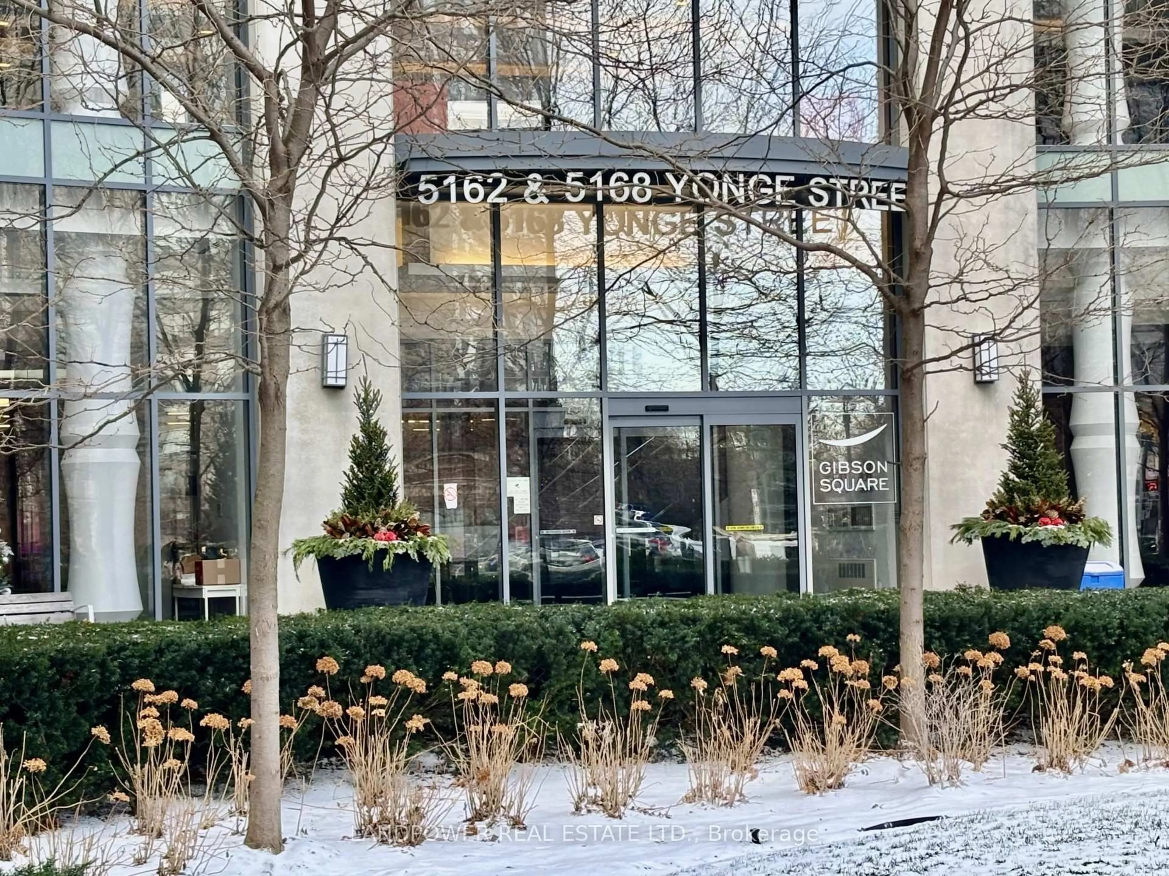 Lobby for 5162 Yonge St #3501, Toronto Ontario M2N 0E9