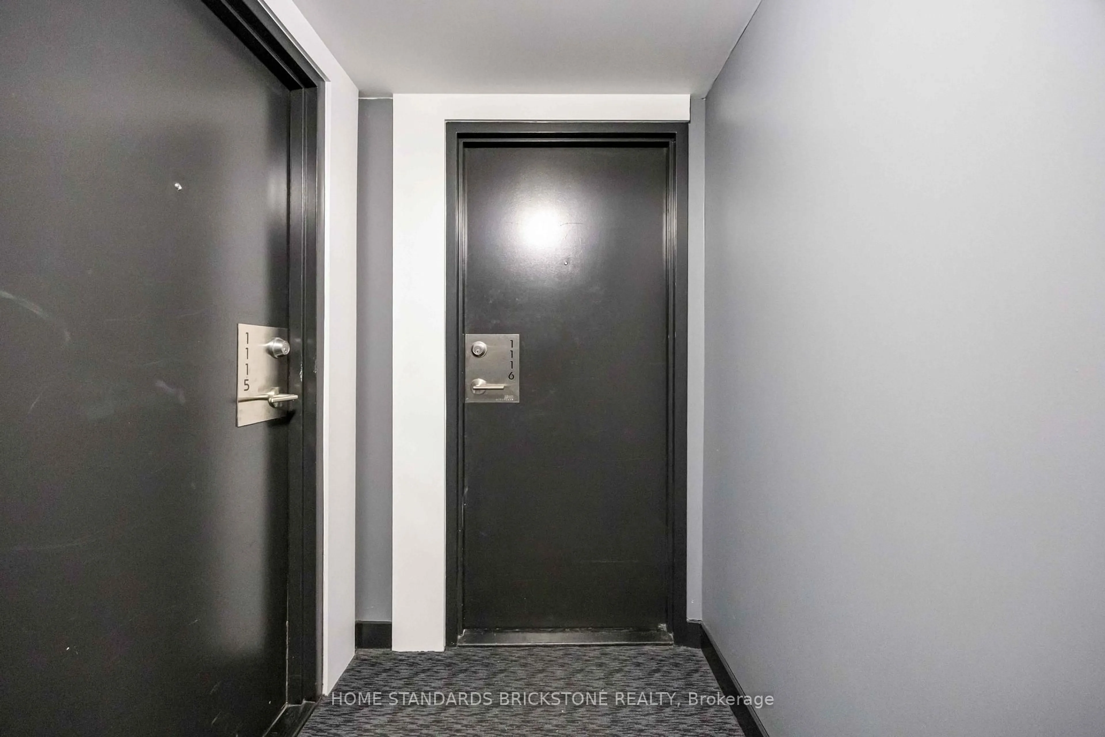 Indoor foyer for 11 Brunel Crt #1116, Toronto Ontario M5V 3Y3